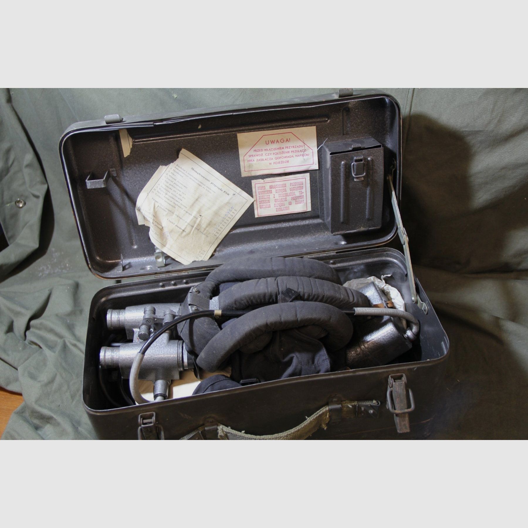 PNW 57, Panzerhelm mit Nachtsichtgerät, NVA / Polen / UdSSR