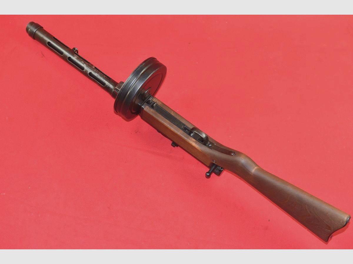 #8276 SUOMI KP/-31 Pistool, kal. 9x19, afbeelding 10 van 26