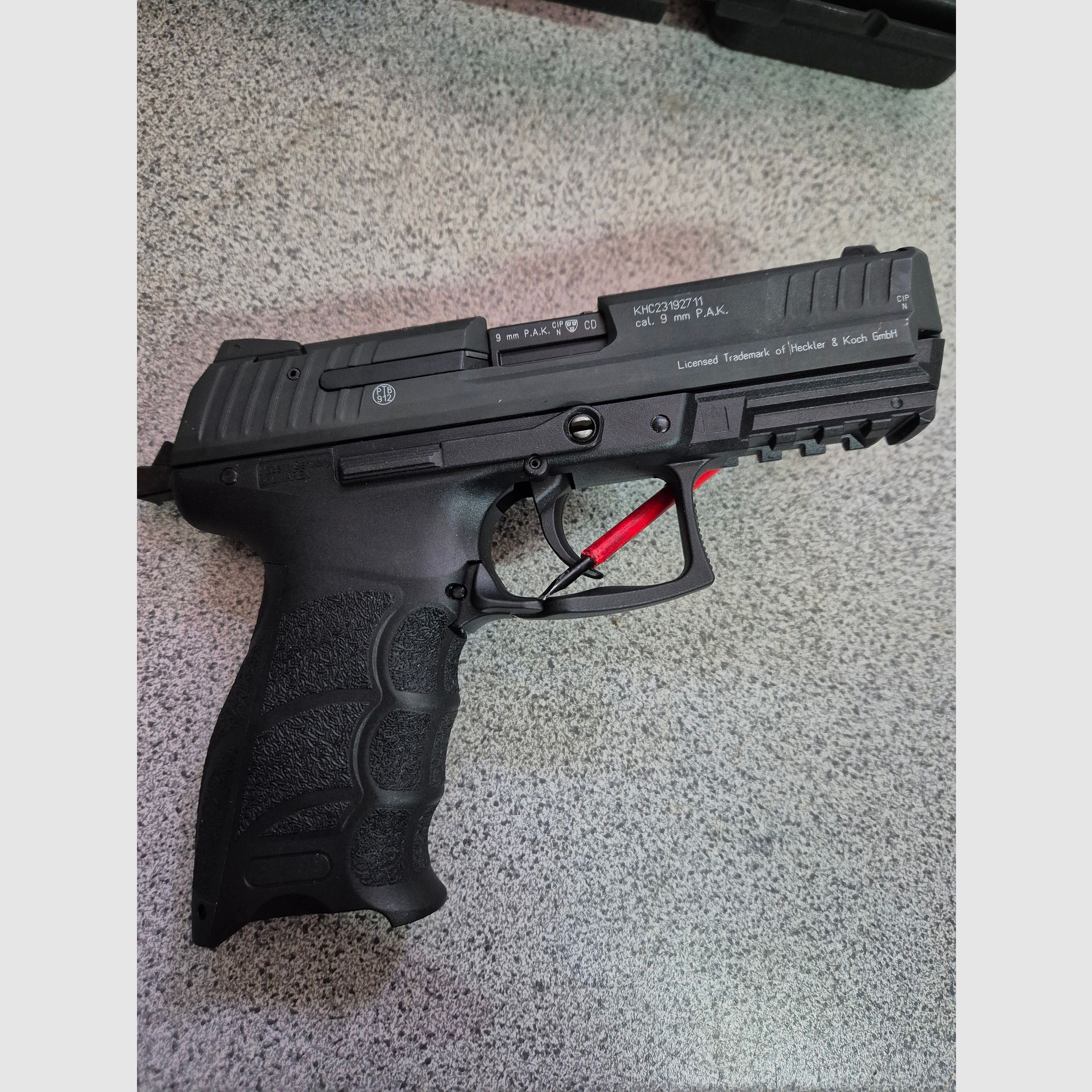 Heckler & Koch P30     PAK 