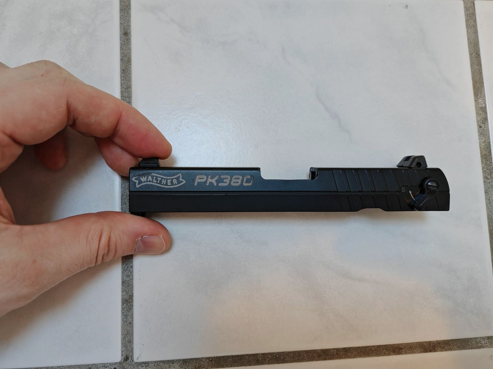 brünierter Ersatz / Wechselschlitten Verschluss für Umarex Walther PK380 9mm P.A.K. Gas- / Schreckschusspistole PtB 921