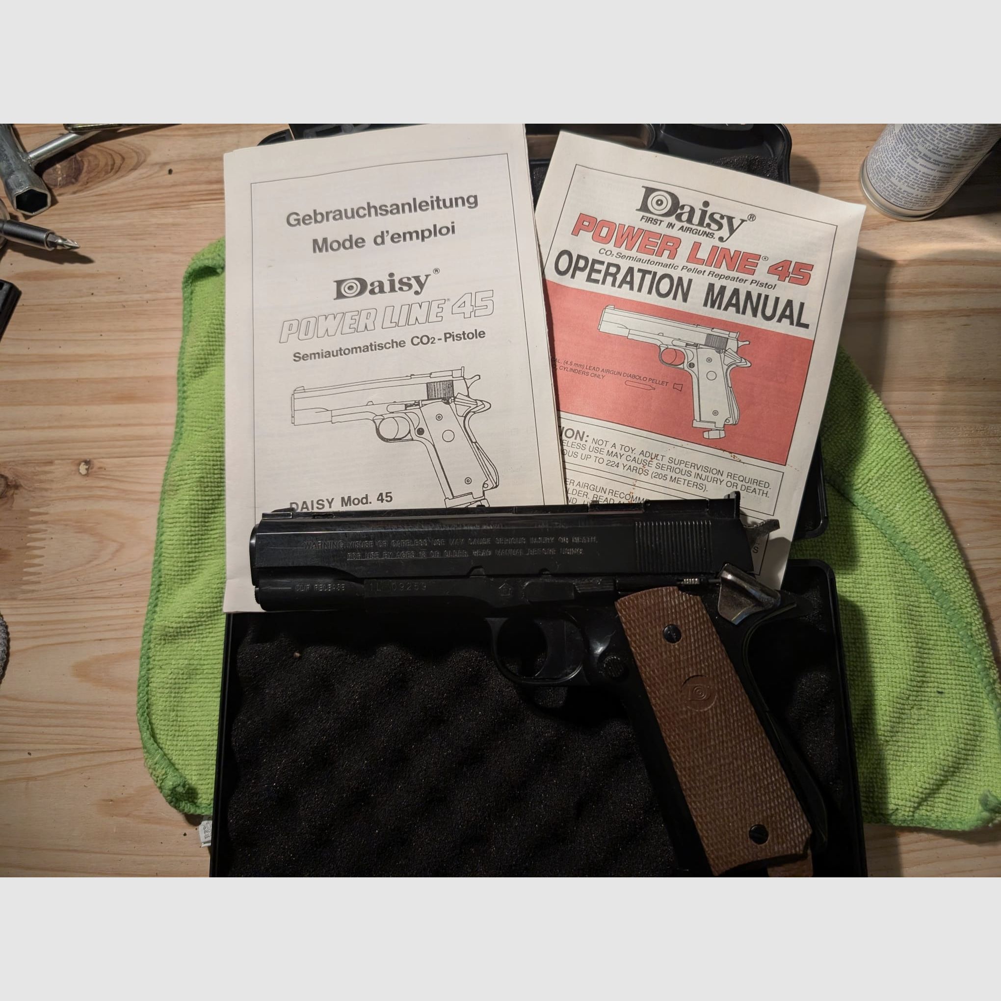 Pistola CO2 Daisy Mod. 45 Power Line 45 4,5mm Diabolo similar a 1911