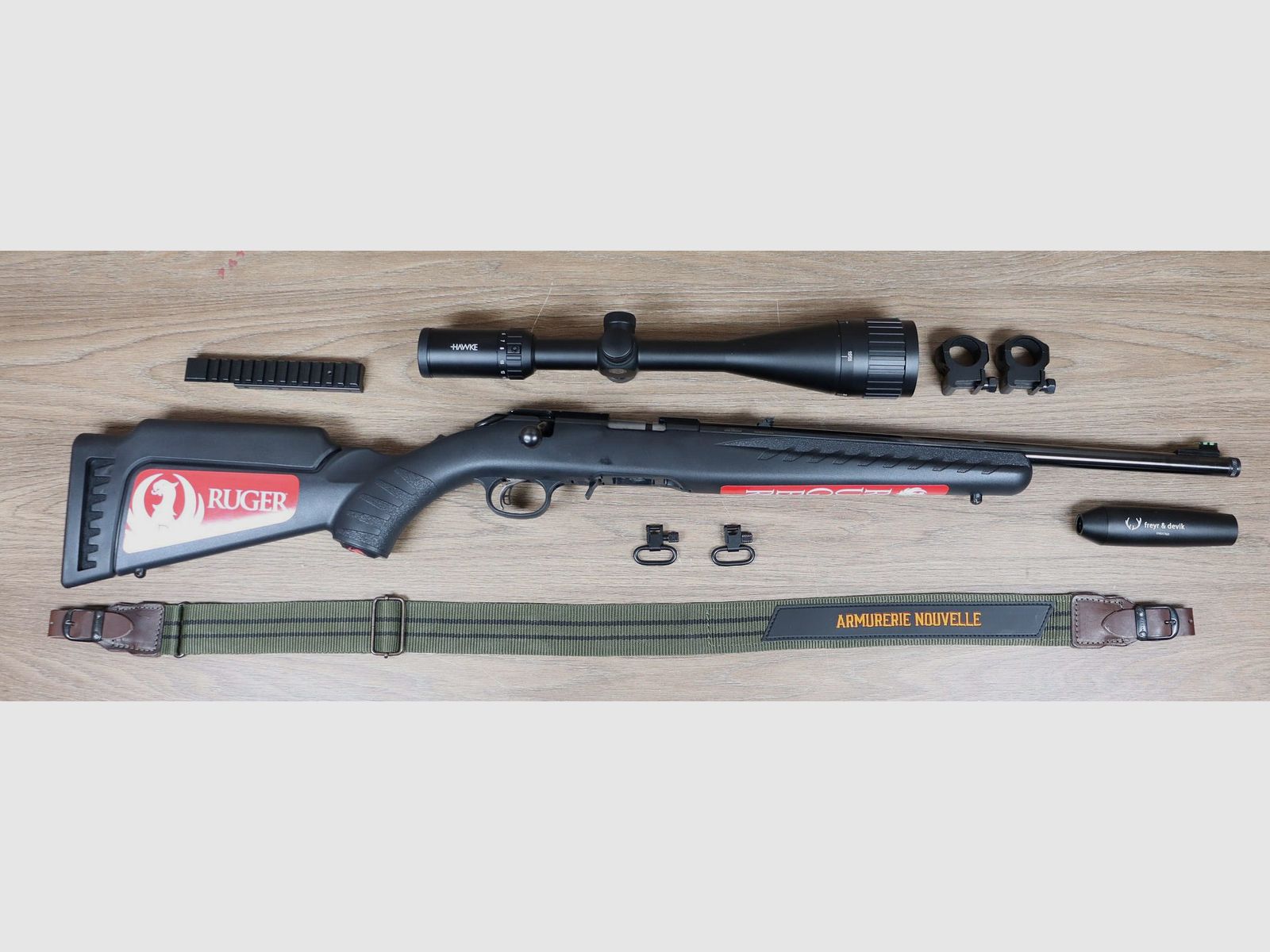 Pack Repetierbüchse American Rimfire / Zielfernrohr und Montage / Schalldämpfer