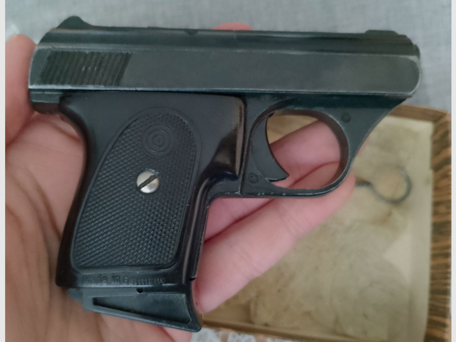 Seltene ME 8 Detective 8mm Knall im PTB 100/2