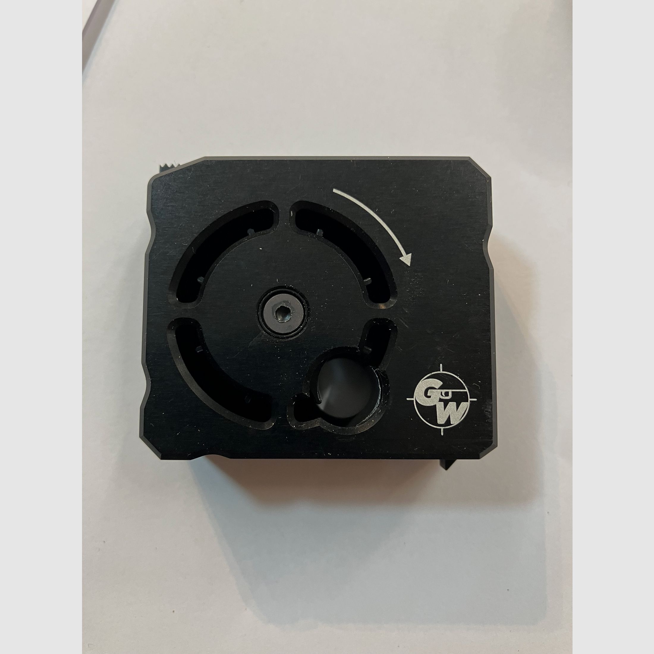HP Max MK2 mit Schalldämpfer, Sig Romeo5 Rotpunktvisier und Zubehör