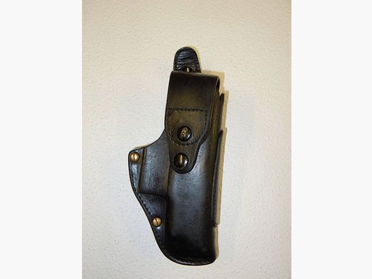 Leather holster AKAH Berlin/Brandenburg with bridge belt - Black holster for pistol SIG SAUER P6 & P225