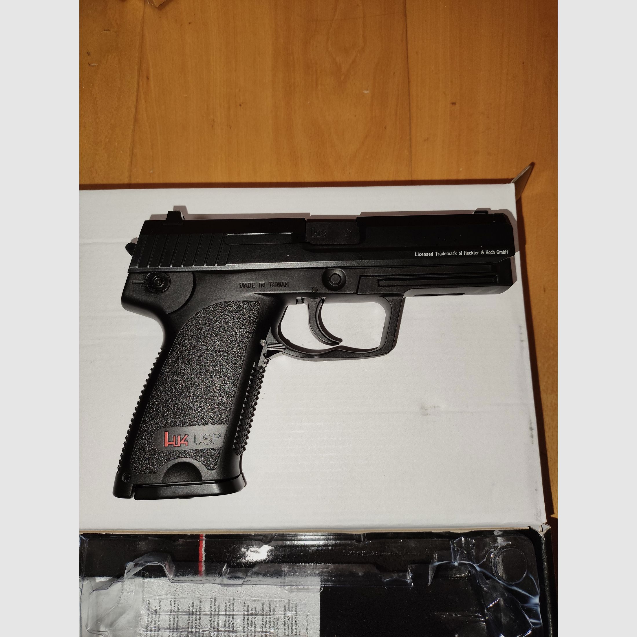 Heckler&Koch USP / 4.5mm BB Co2