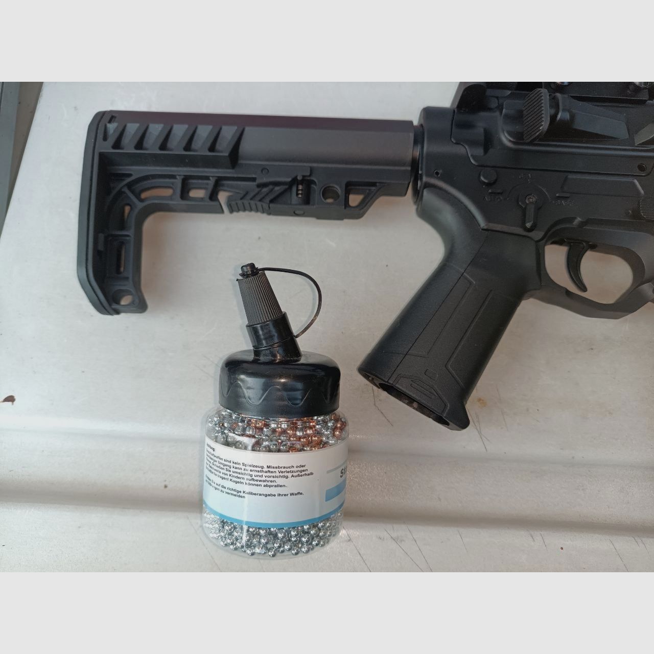 UX Strike Force CO2 Geweer 4,5 mm BB Munitie