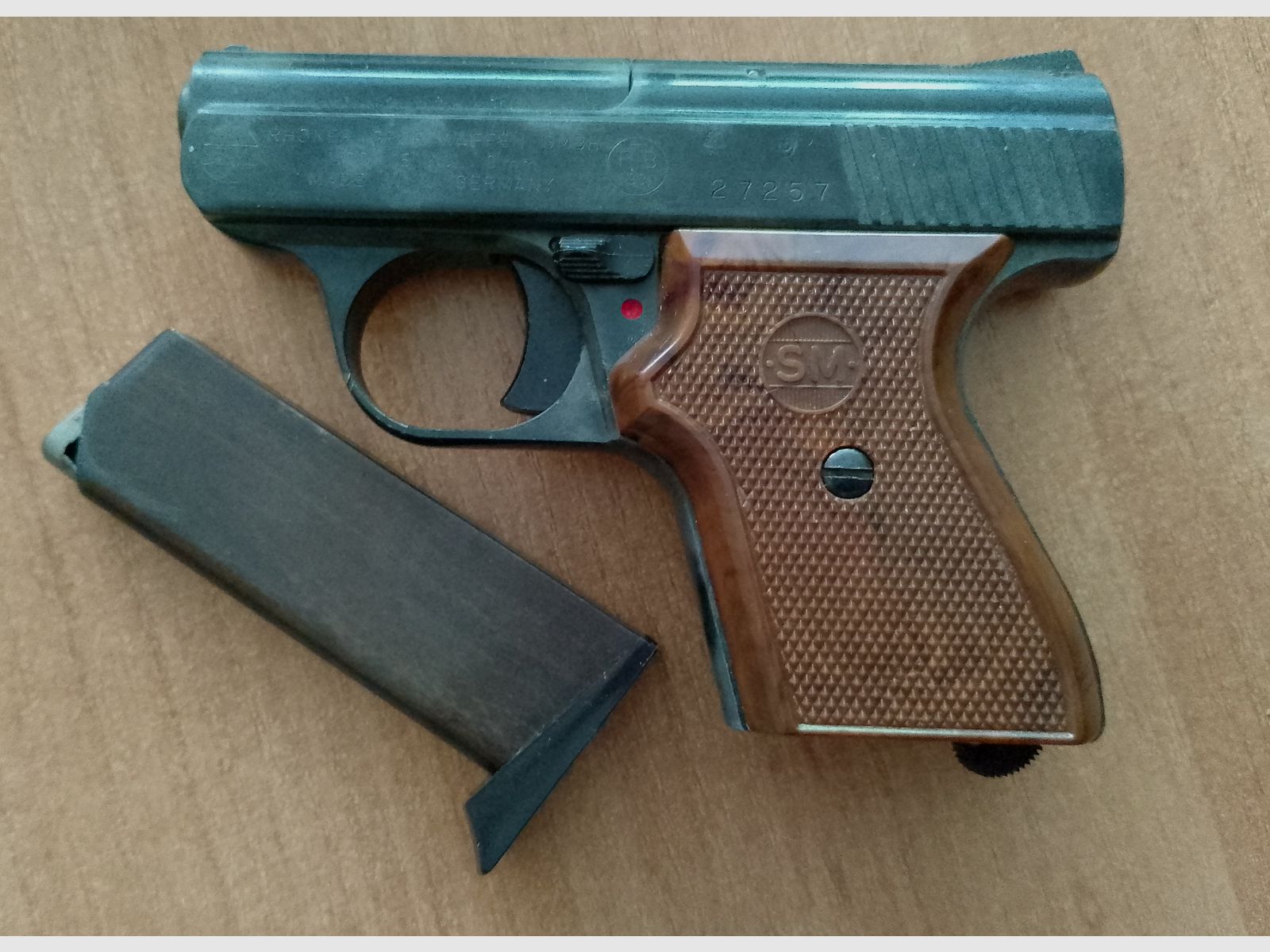 Alte Rhöner SM 15 Kal. 8 mm Knall im ersten PTB 83 mit Verpackung!