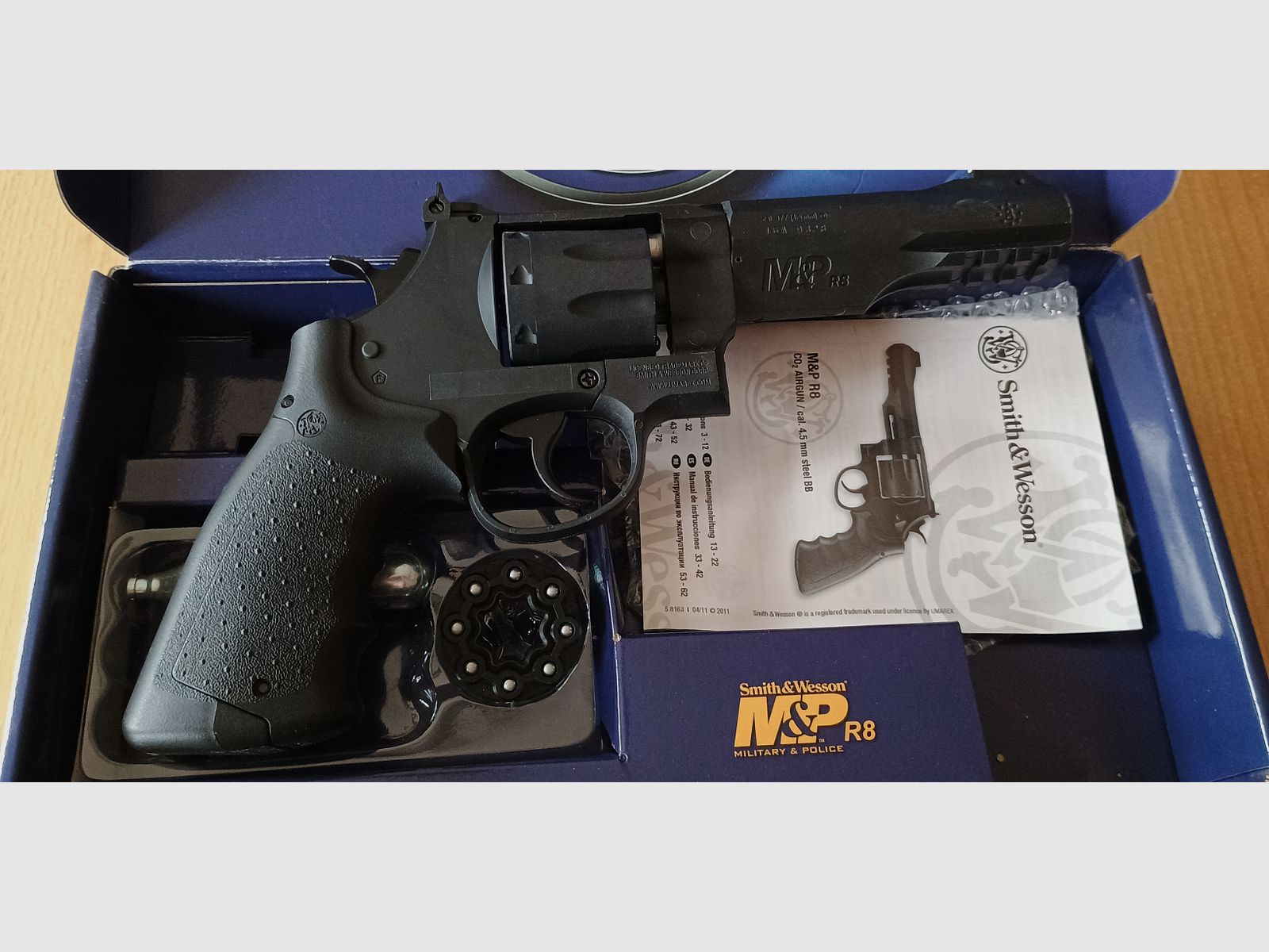 Revólver Smith & Wesson MP R 8