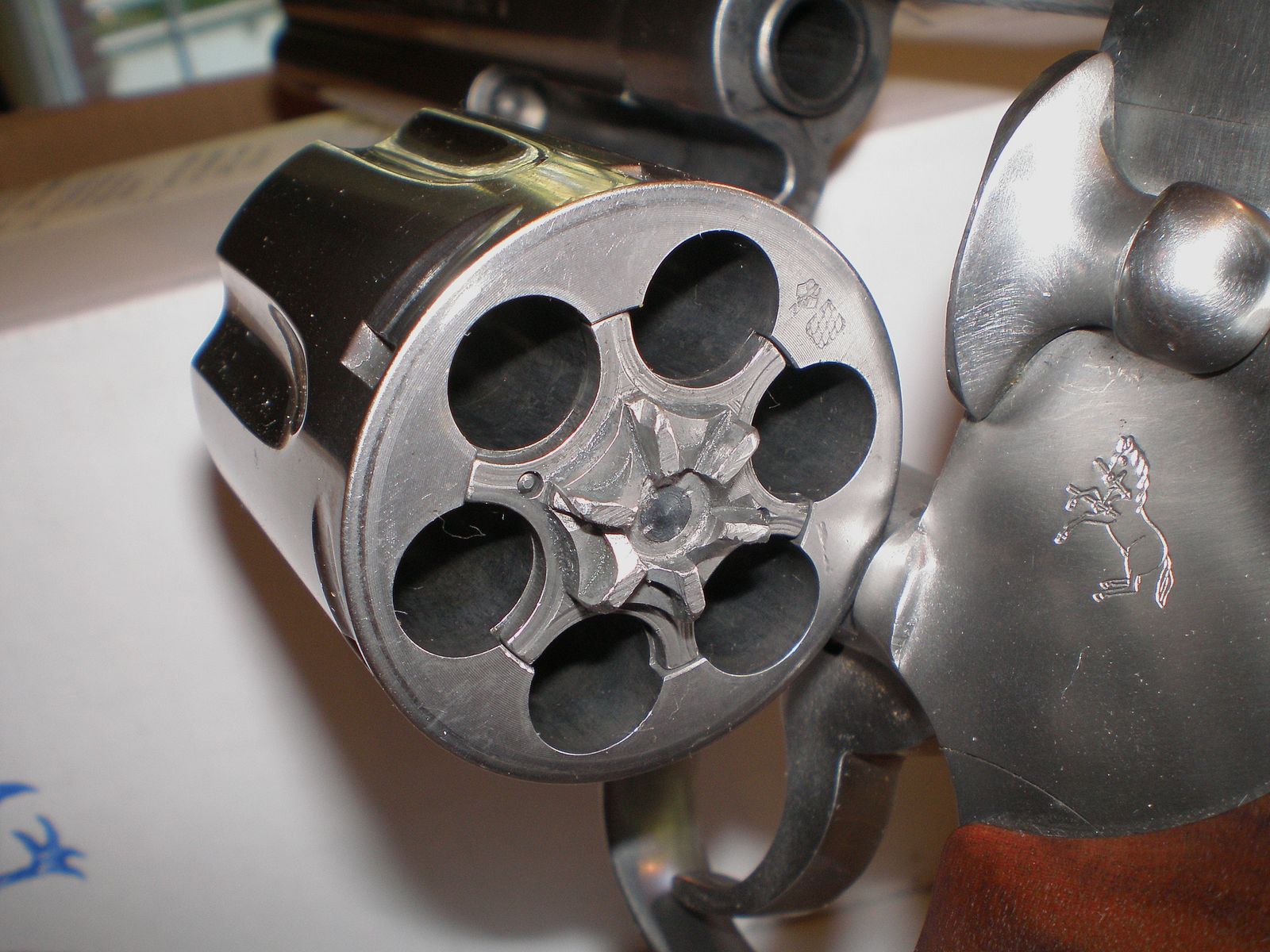 Revolver Colt 357 Magnum "Python", Bild 7 von 13