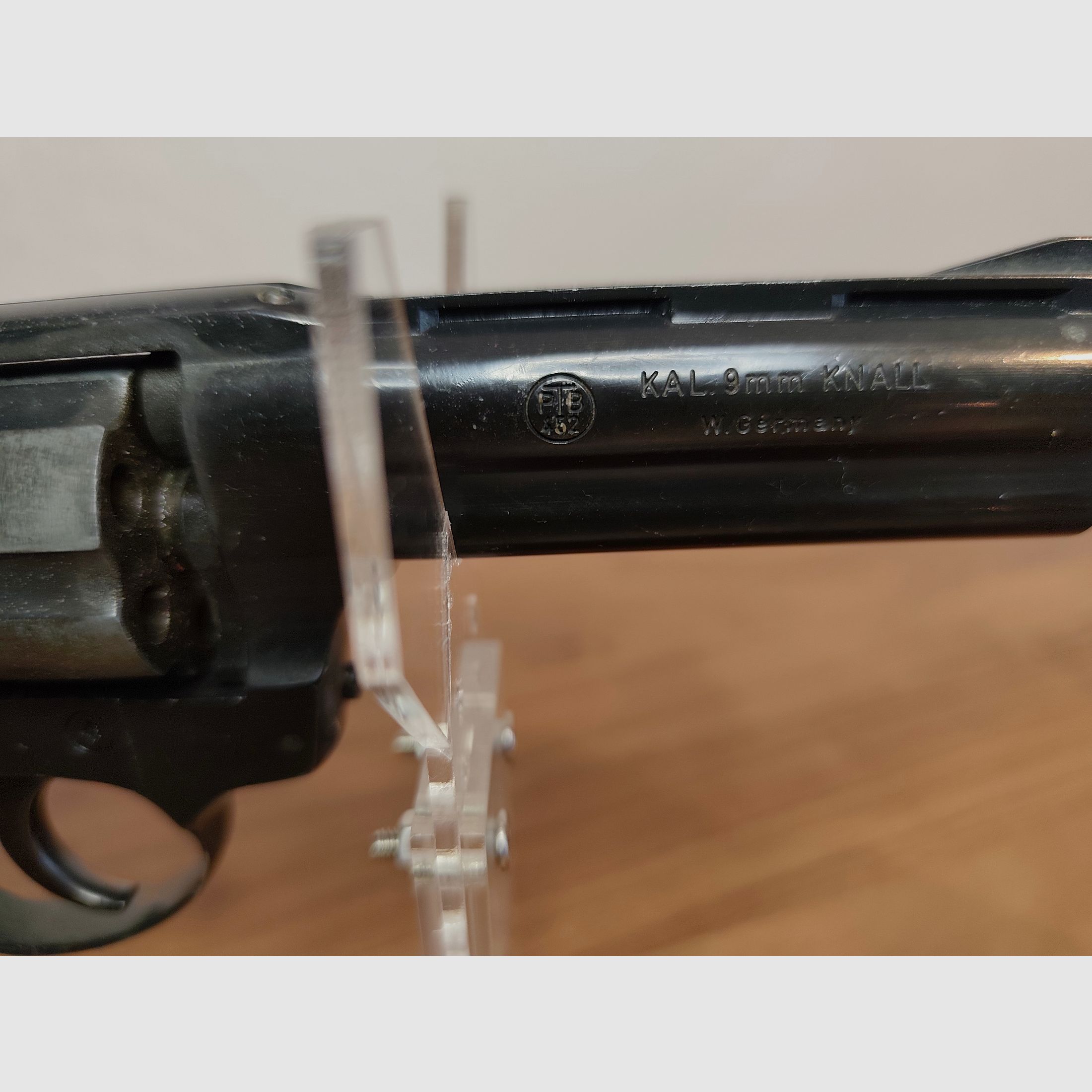 Röhm RG 99 nera vecchia PTB 452 del 1994 + munizioni ed effetti pirotecnici