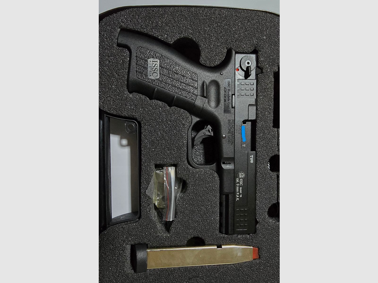 ISSC M22 9mm PAK Schreckschuss Selten