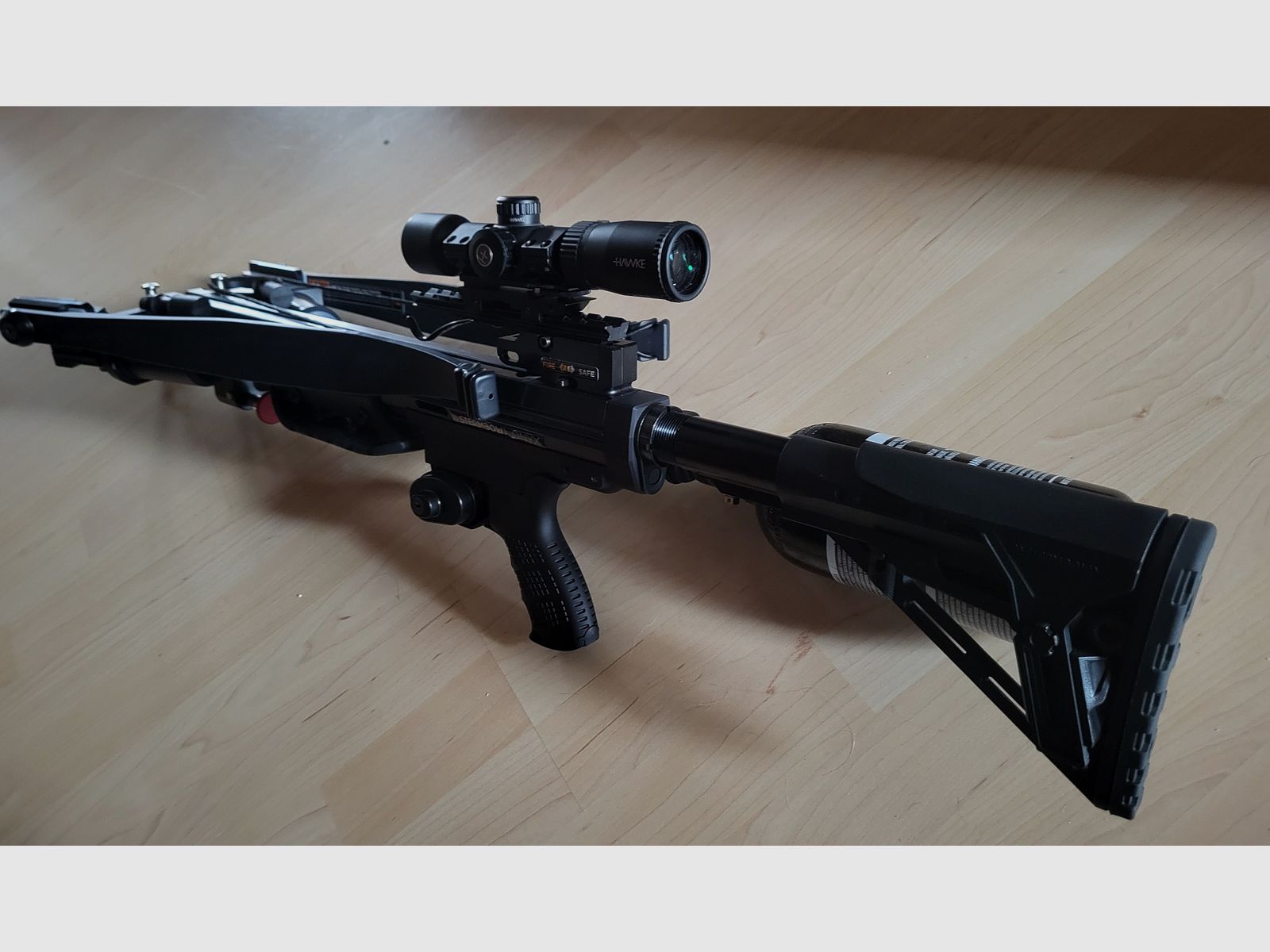 Steambow ONYX – PowerUnit | Selbstspannende Armbrust | inkl. Ersatzsehne & Köcher 