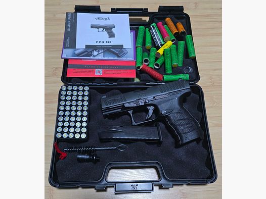 Walther PPQ Schreckschuss 9mm PAK Silvester Set Pyros