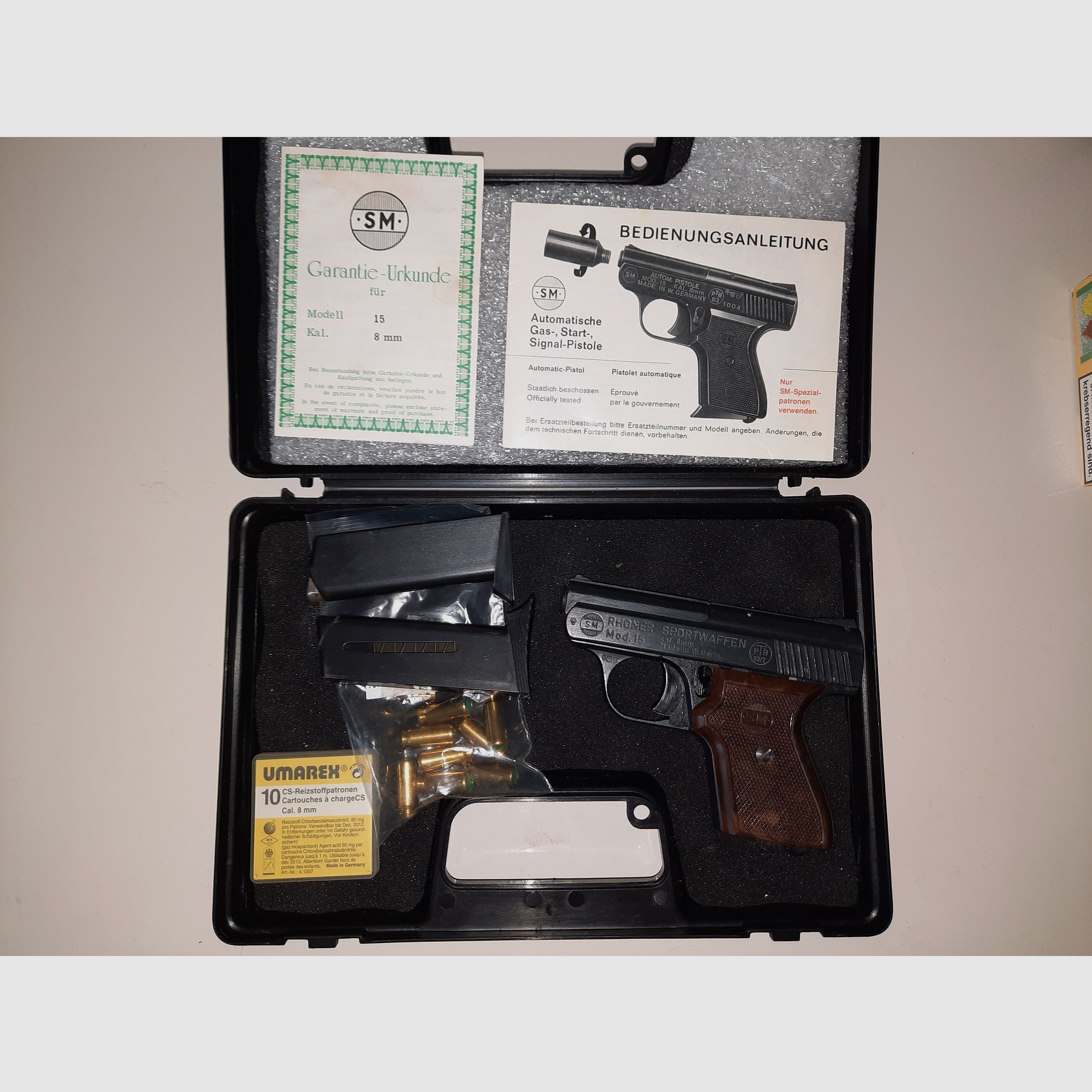 Rhöner Sportwaffen GMBH 8mm SM Mod 15 avec chargeur de 7 coups pistolet d'alarme