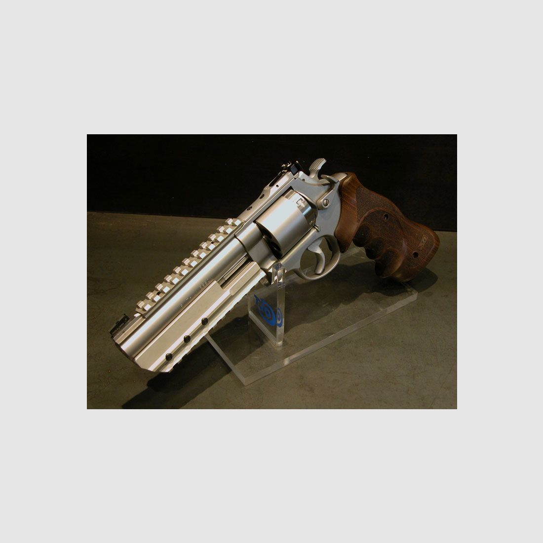White Diamond 44 MAGNUM X-COMPETITION 629 -2 6" pouces .44 Magnum