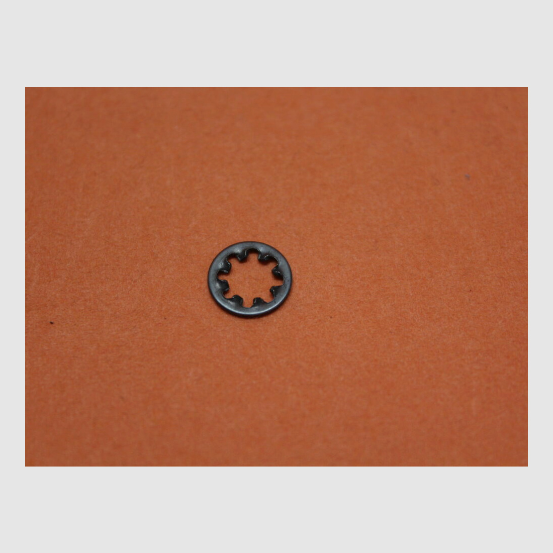 SURPLUS DEL ESTADO Heckler&Koch HK G3: Arandela H&K (J 5,3 DIN 6797) para tornillo de empuñadura de pistola Surplus del Estado