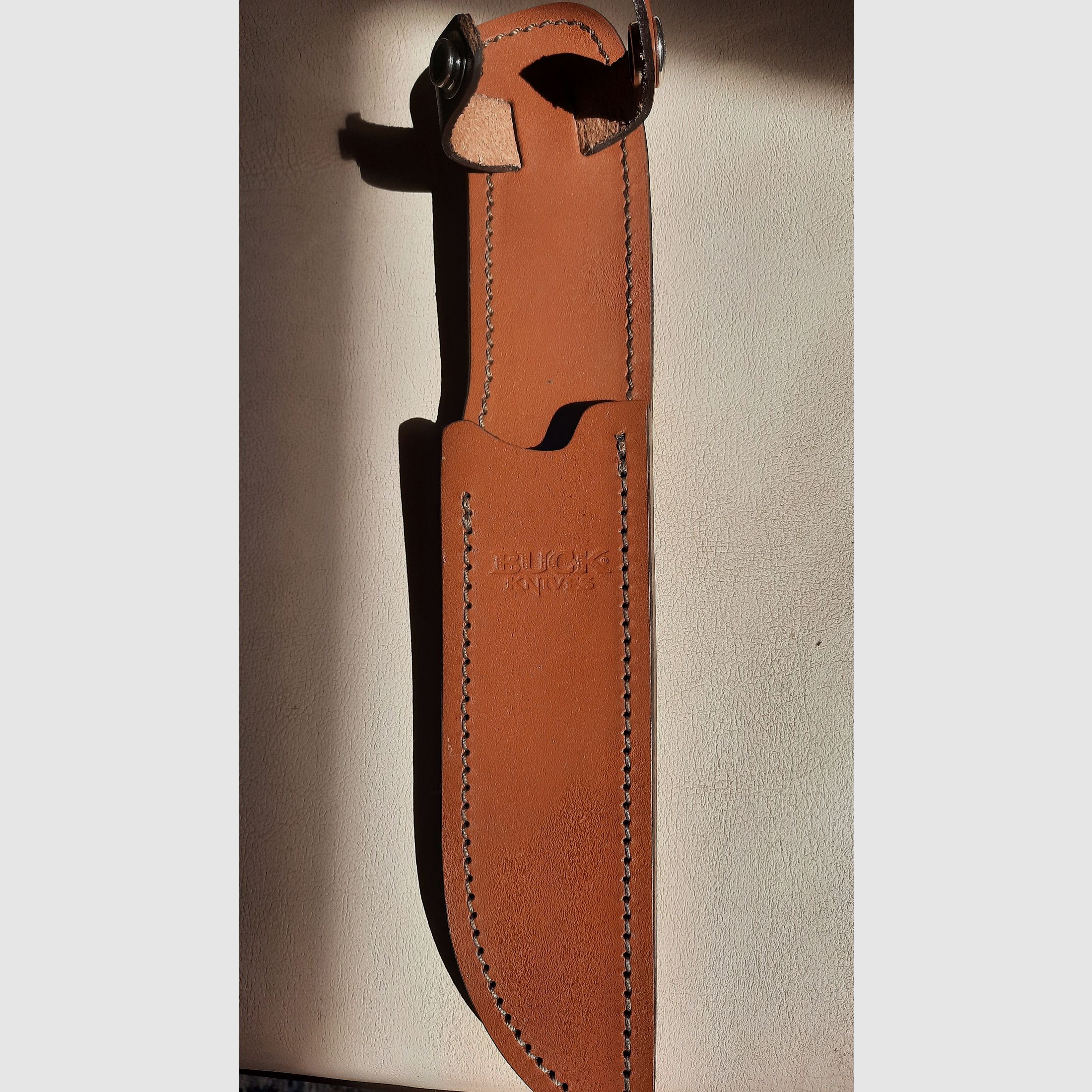 Couteau de collection limité Buck pour le 100e anniversaire de la société Buck USA