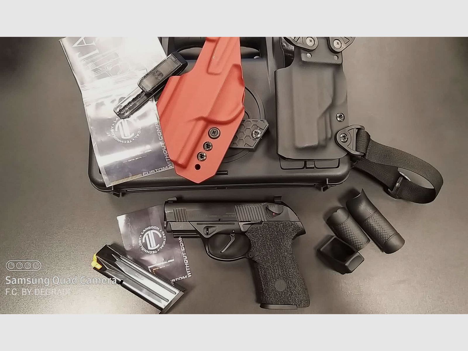 BERETTA PX4 COMPACT CALIBRO 9X19 CUSTOM, immagine 1 di 5