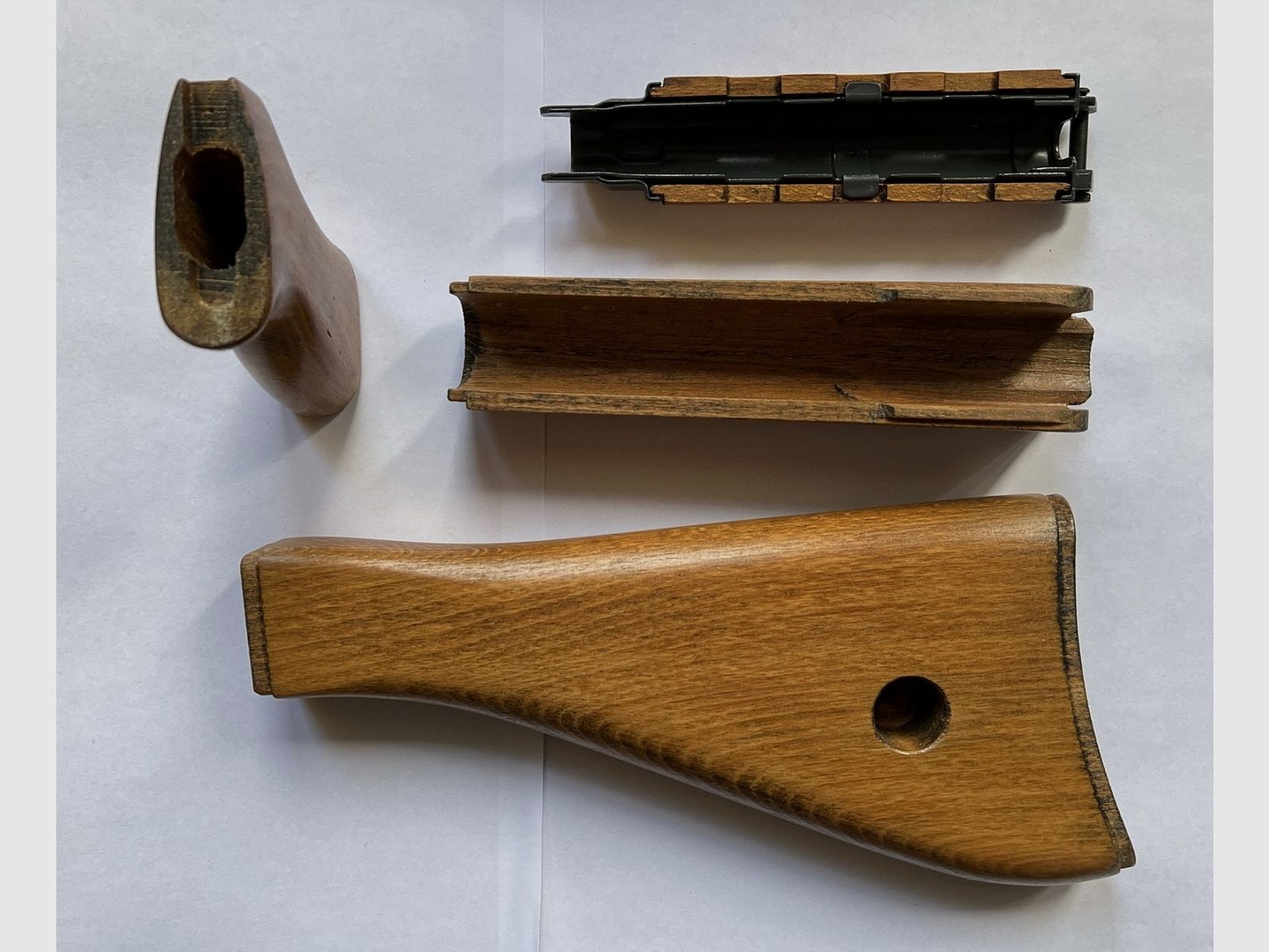 VZ58 set in legno - stock, grip, handguard (vz.58)