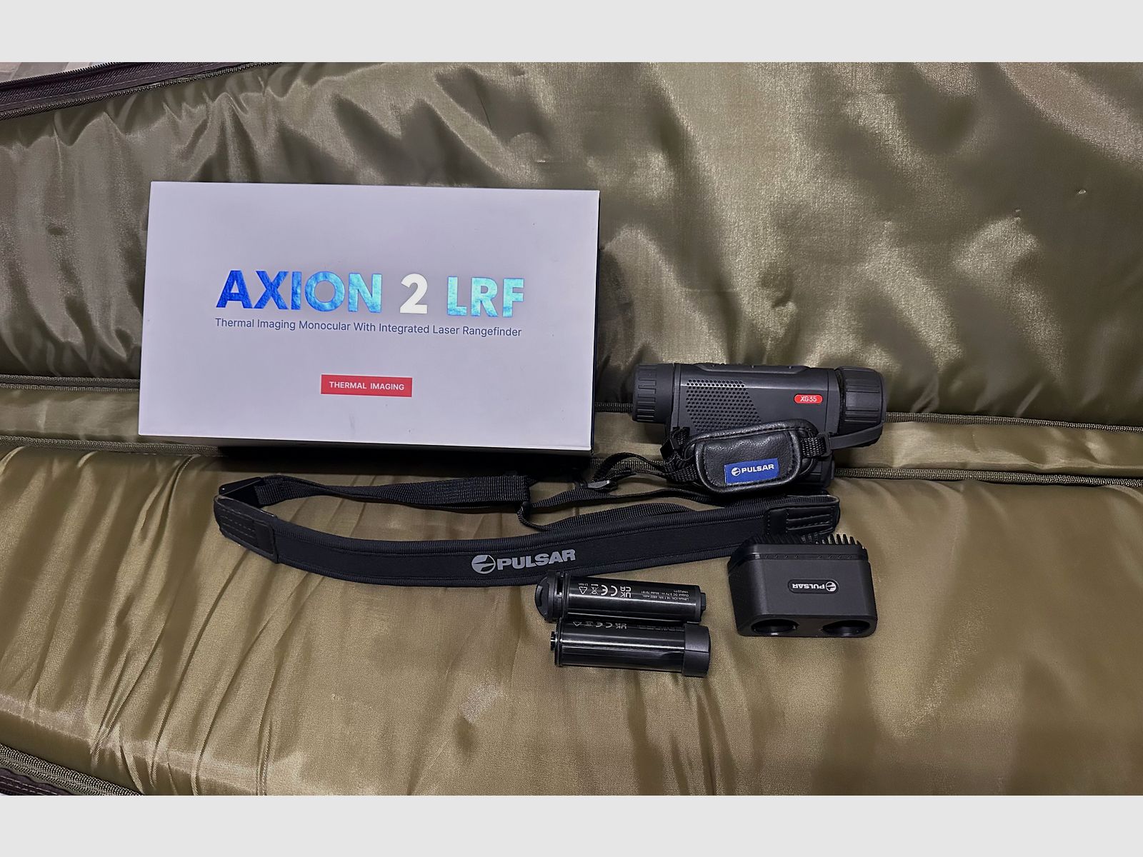 Pulsar Axion 2 XG 35 LRF + Zubehör 