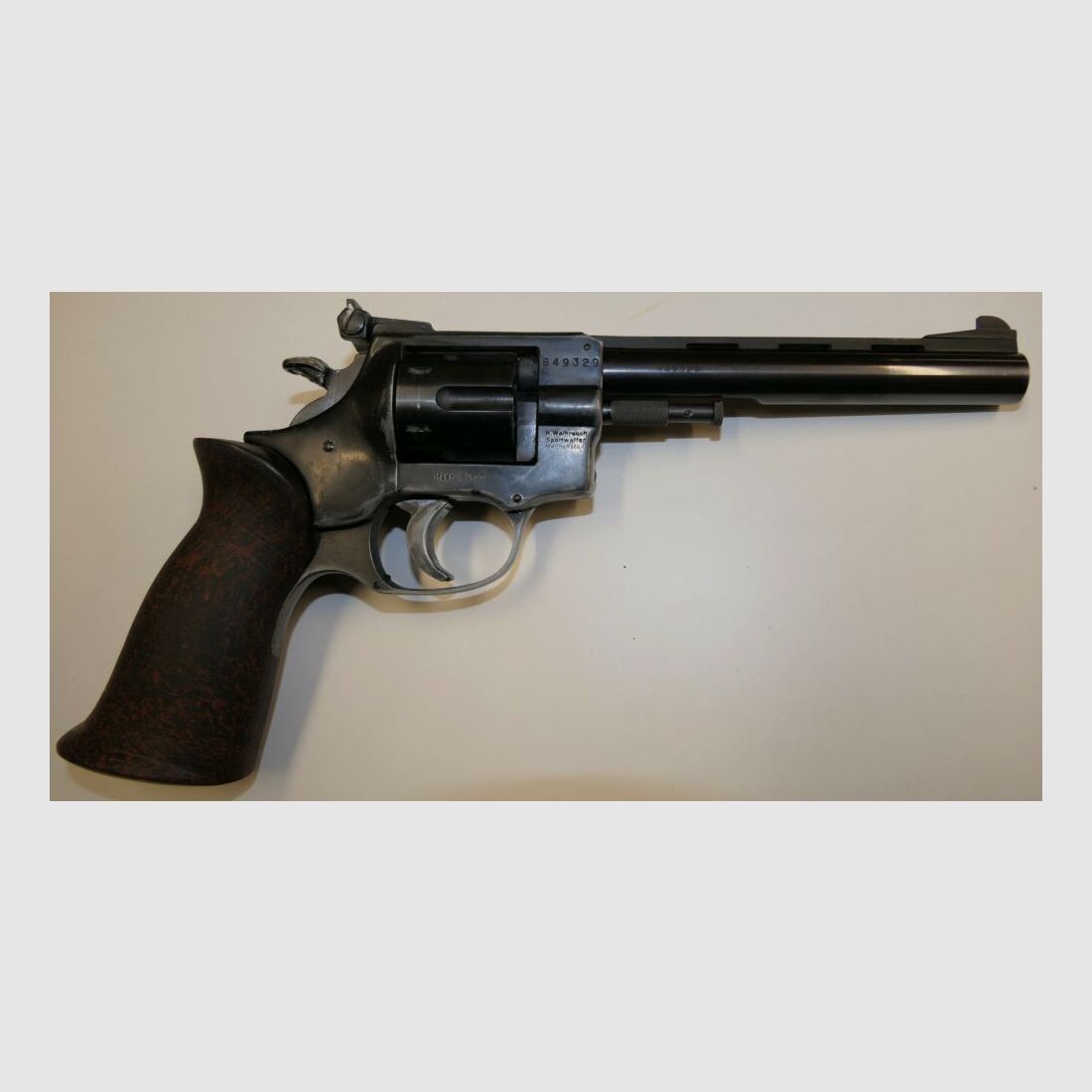 Incense Revolver WEIHRAUCH Arminius HW9 in caliber .22 L.R.