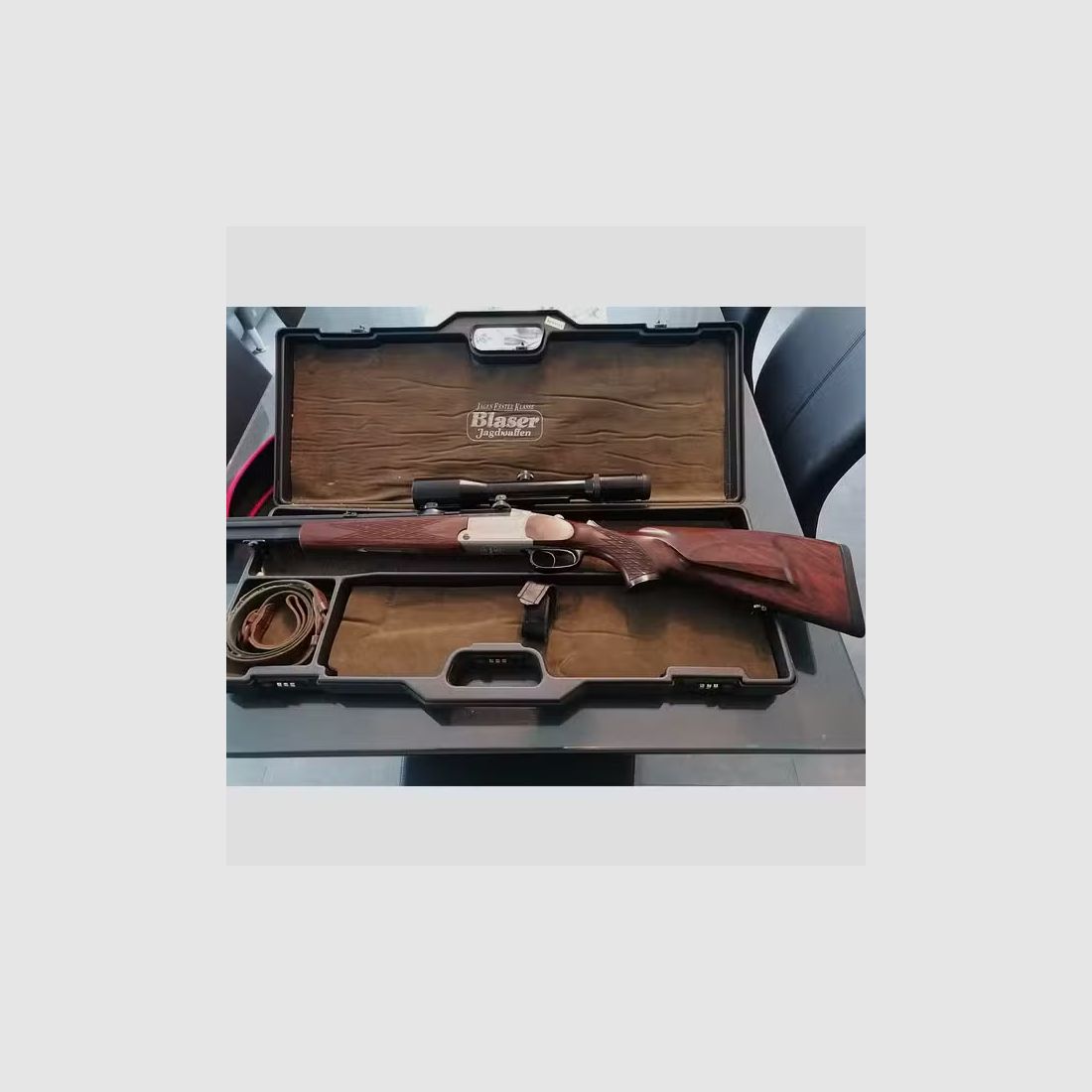 Blaser BBF 700/88 Prestige – .30 R Blaser / 12/70 with Swarovski Habicht 2.2–9x42