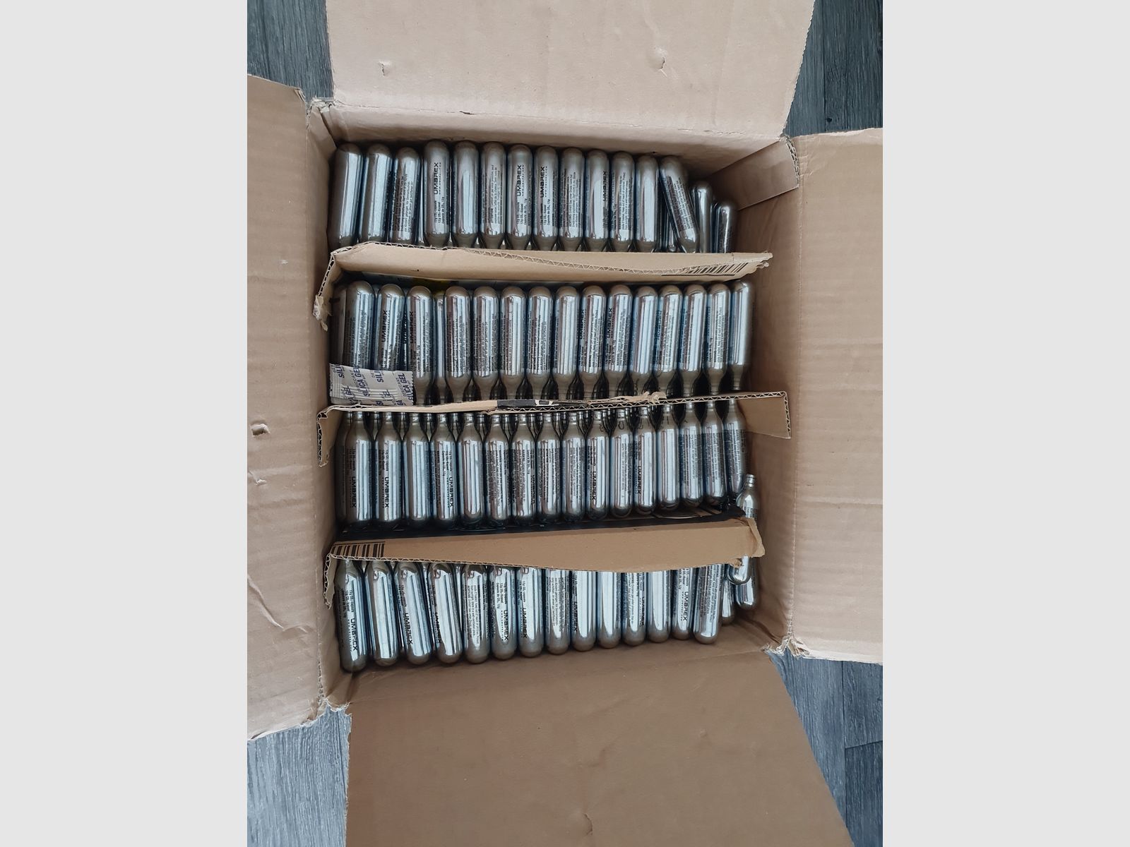 500x stück 12Gr CO2 Kapsel von Umarex NEU