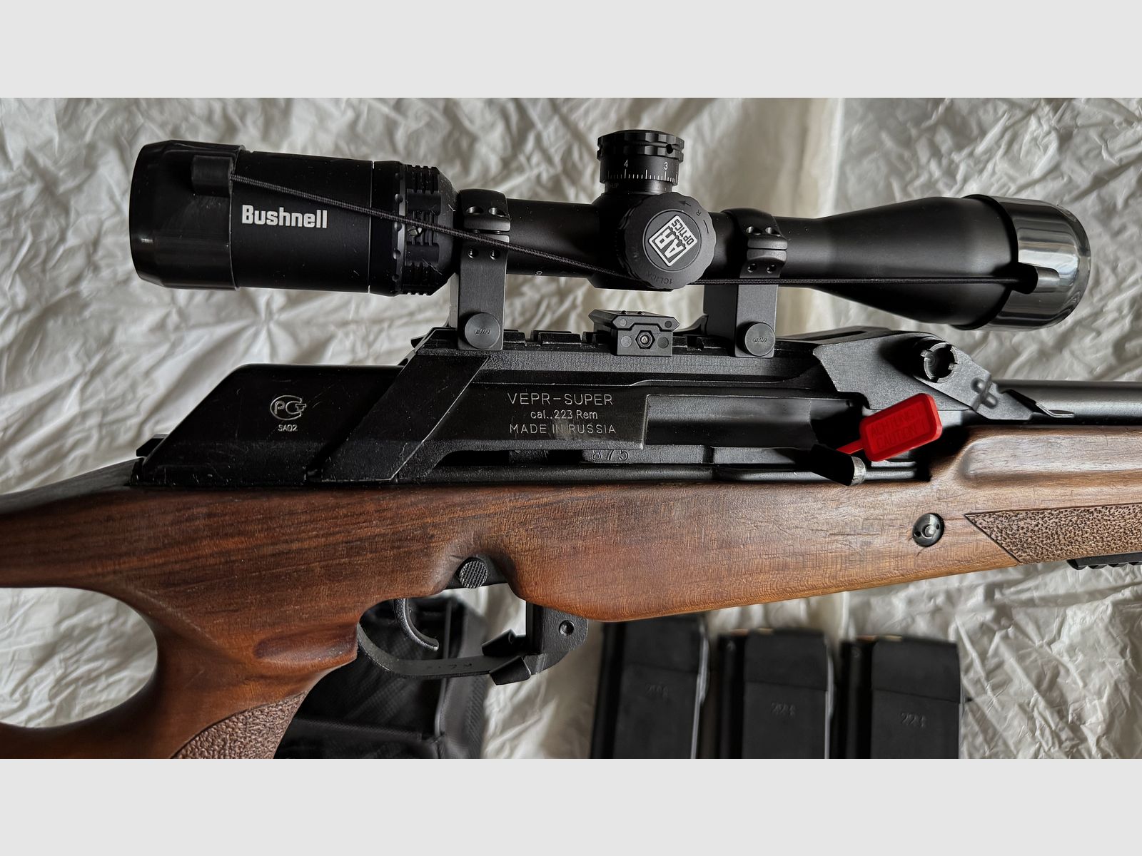 MOLOT Vepr .223 //  Halbautomat mit Lochschaft
