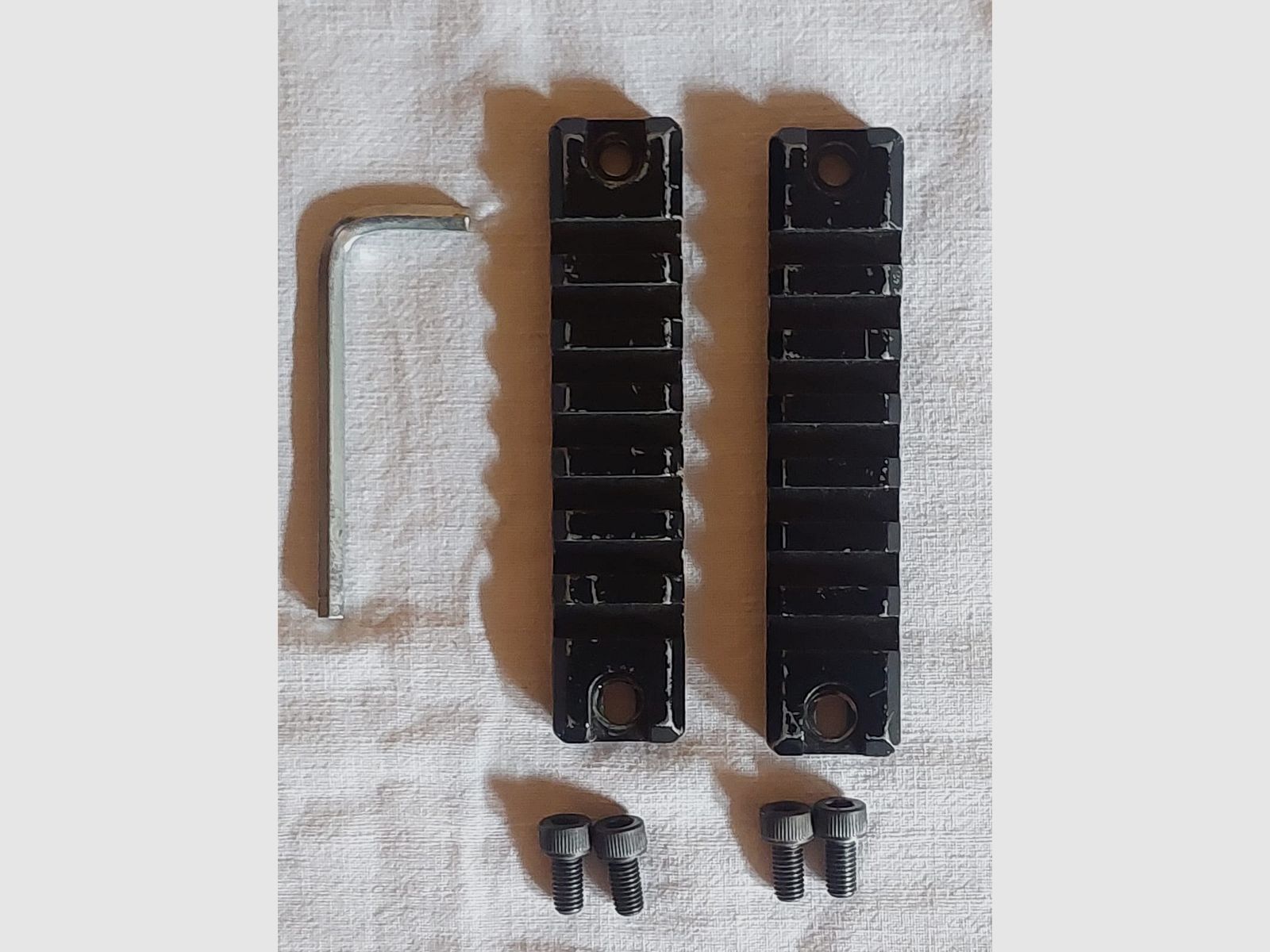 Szyna Picatinny/ Siderails dla Mp7 A1 GBB lub S AEG