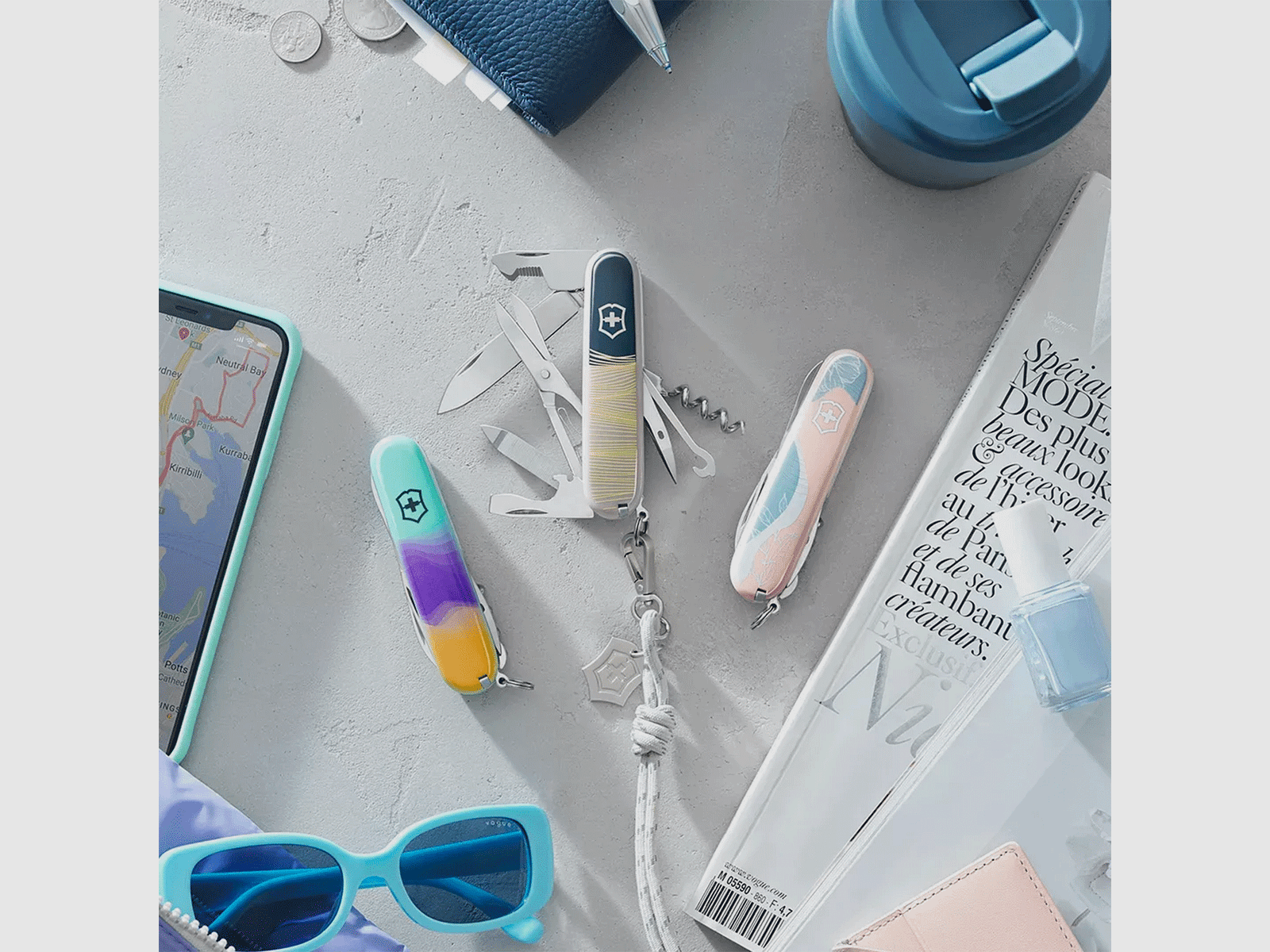 VICTORINOX – COMPANION & NECK CORD Paris Style, image 3 of 7