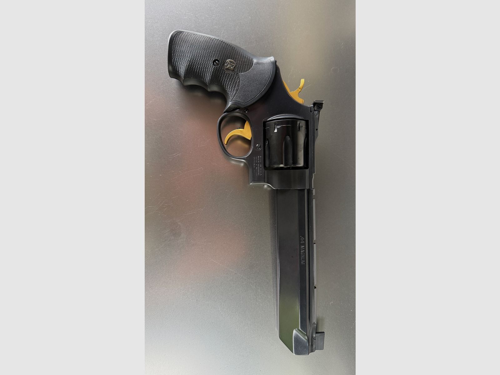 Smith & Wesson 629-6 Stealth Hunter Performance Center