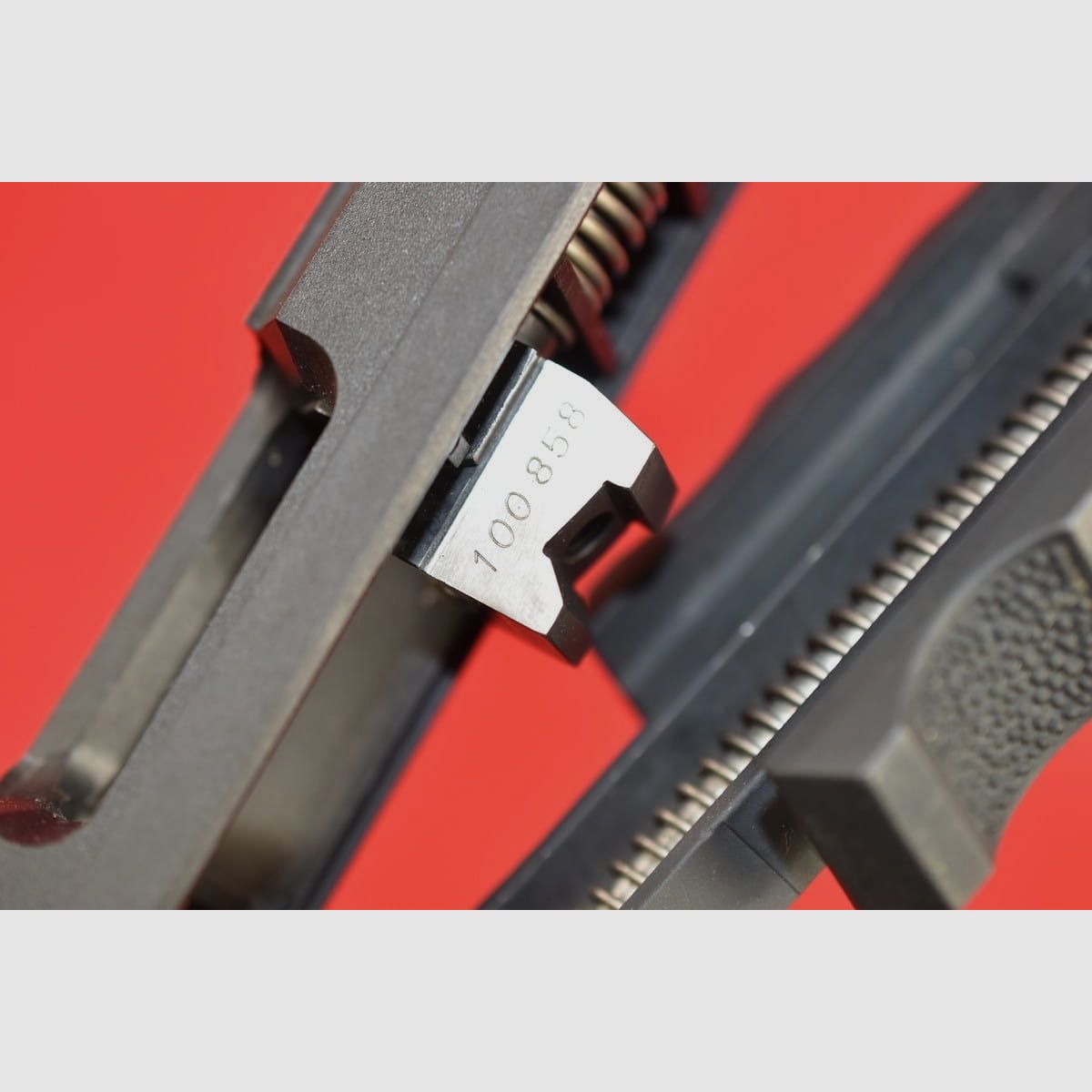 #7427 HAMMERLI 280 pistool cal. .22lr + adapter cal. .32S&W, afbeelding 22 van 26