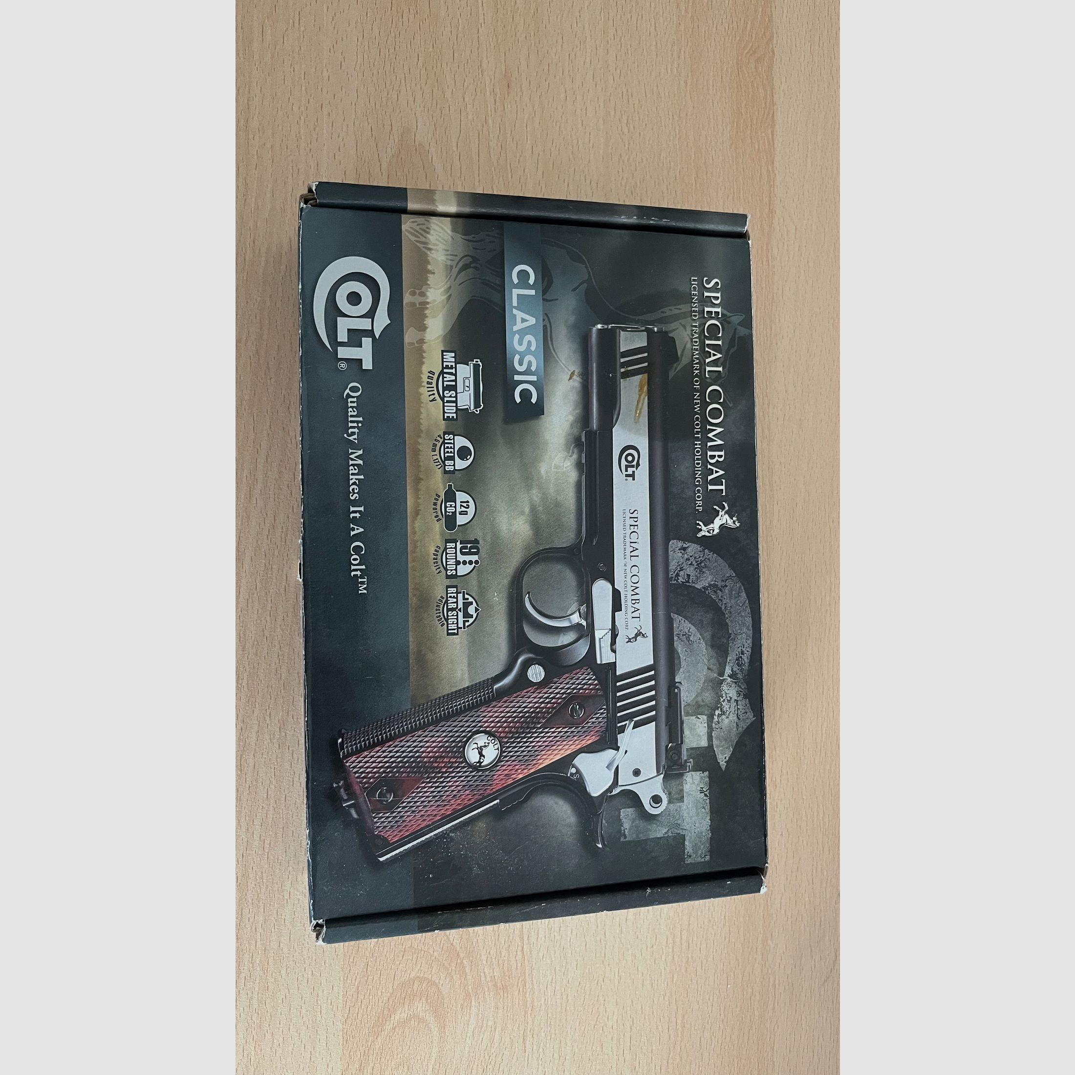 Pistola CO2 Colt Special Kombat