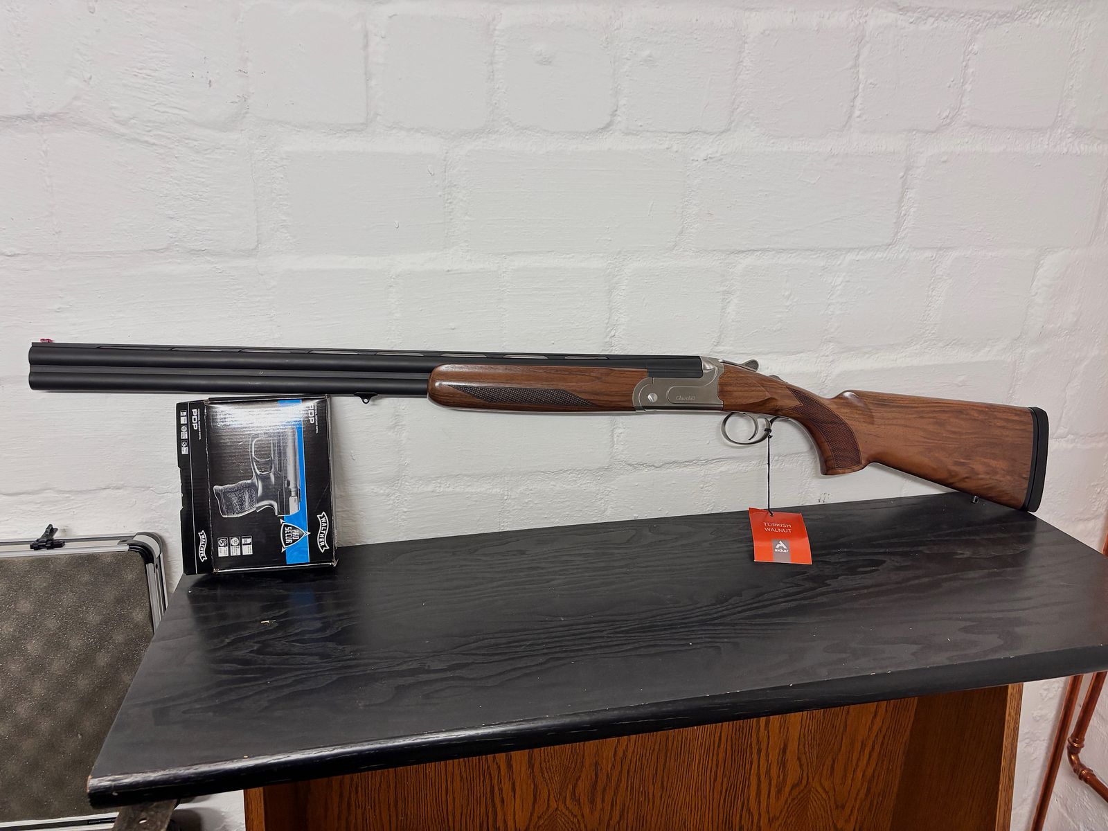 Akkar 12/76 Churchill