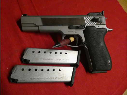 Smith & Wesson - Performance Center .45 Target Champion