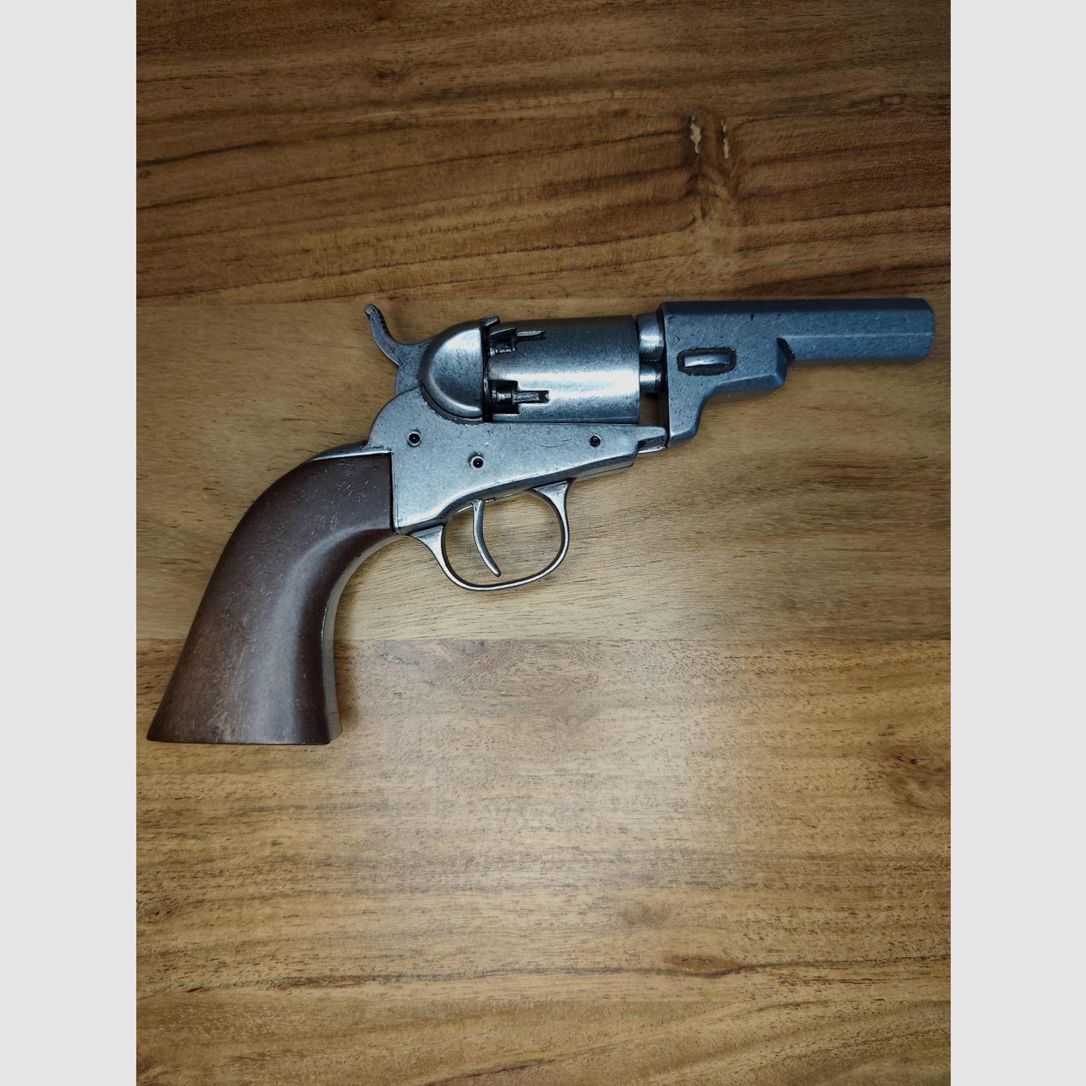 Wells Fargo Colt USA 1849 Silber Deko Neu