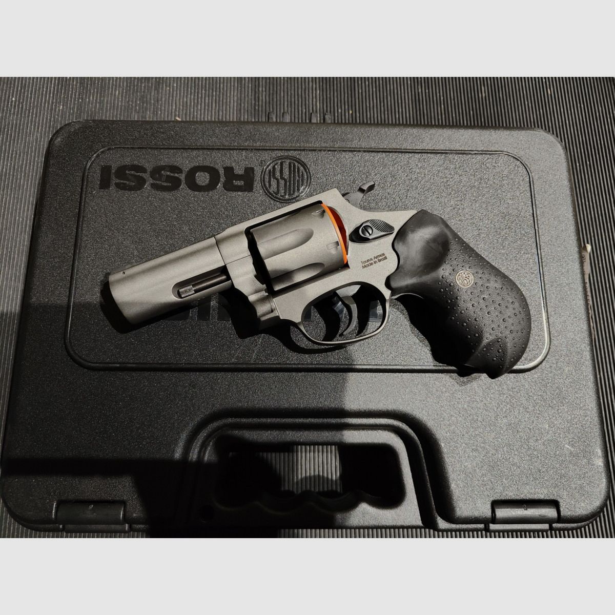 Rossi RP63 3'' Cerakote Tungsten, zdjęcie 3 z 3