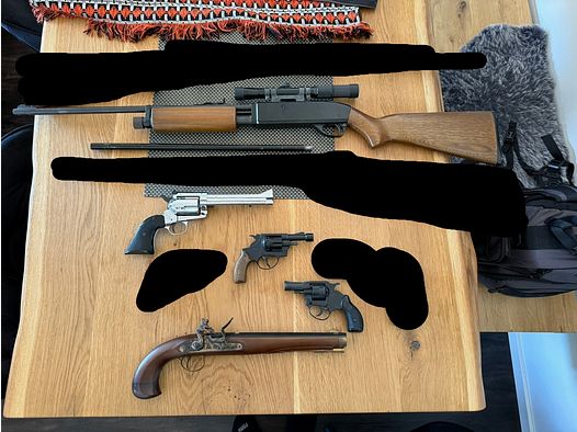 Div Waffen aus Erbe zu verkaufen bevorzugt als komplett Set