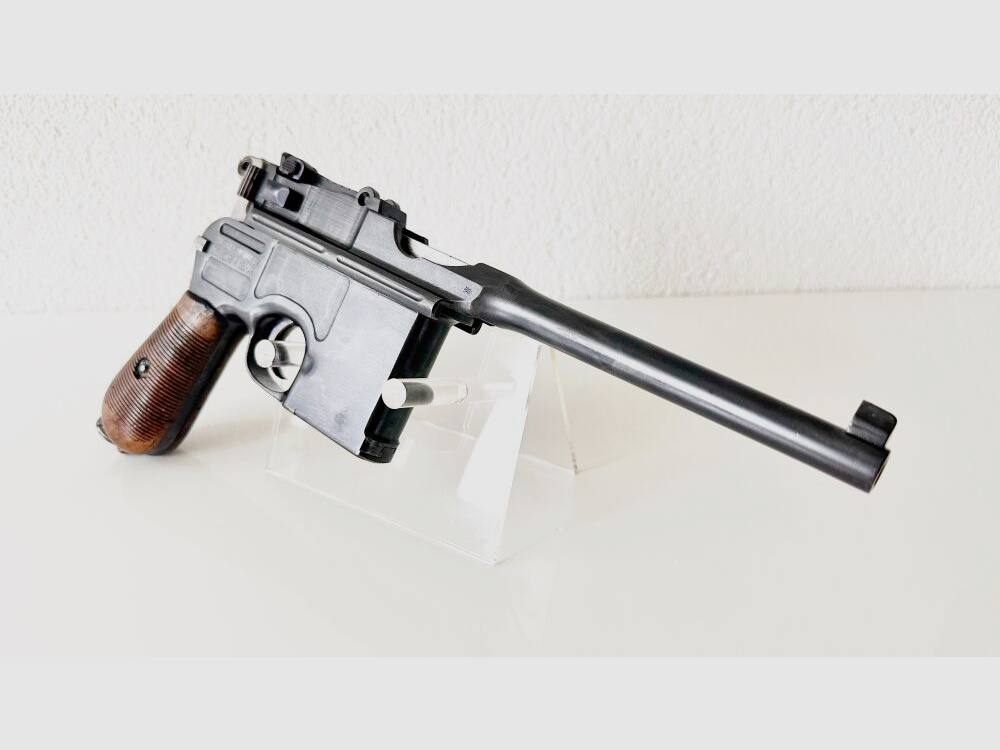 Mauser Mod. C96 mit Anschlagsschaft ngl, originalem Holster 7,63mmMauser