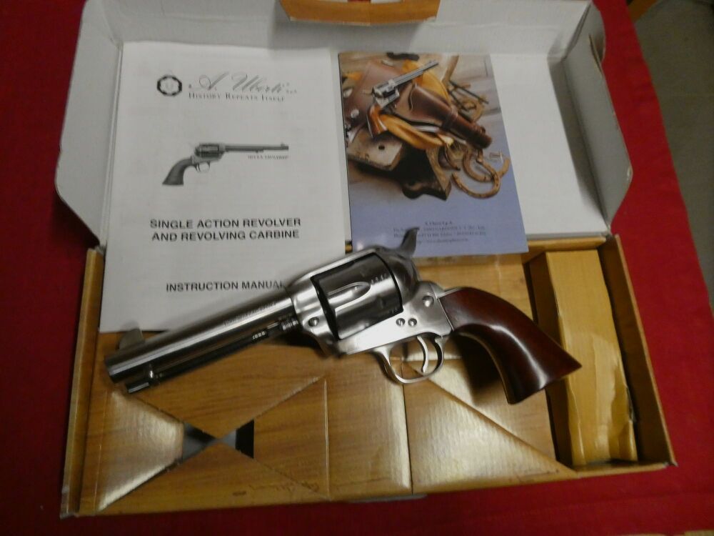 Hege Uberti Colt 1873 Peacemaker