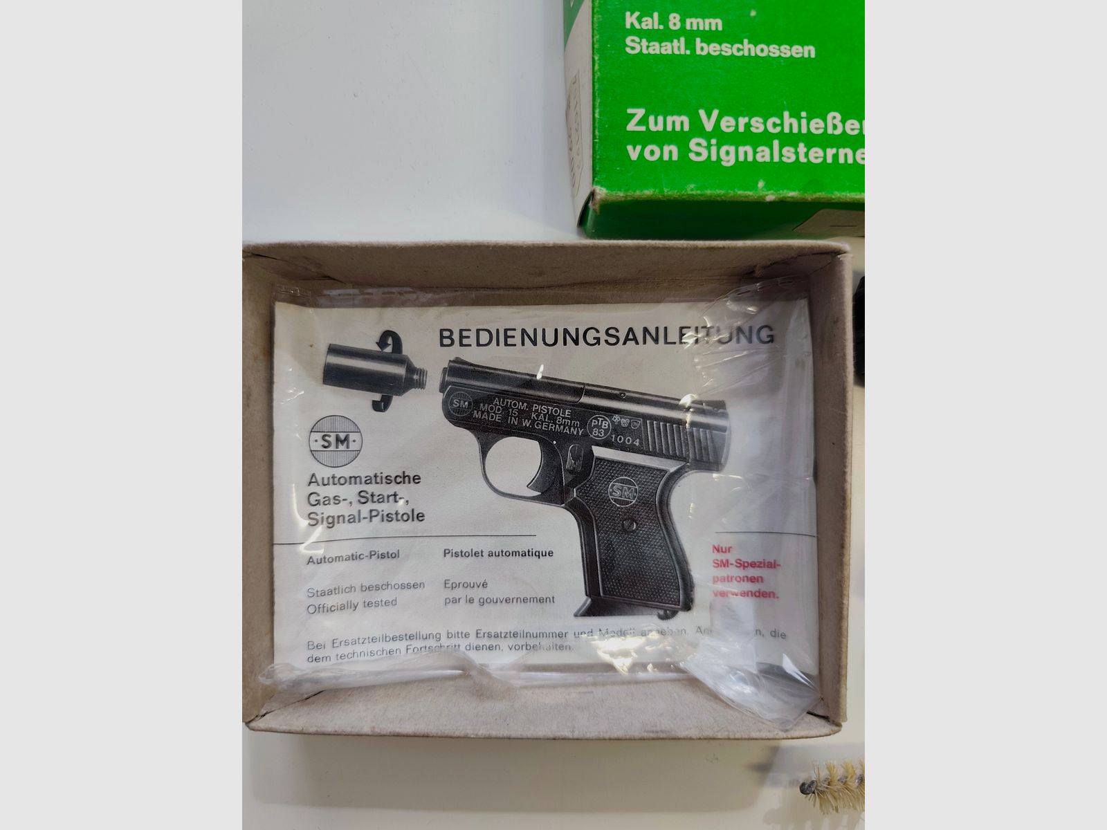 RHÖNER Mod.15 8mm Sammler Set Komplettes Züberhör + 10 Schuss CS Gas + Taschenmesser