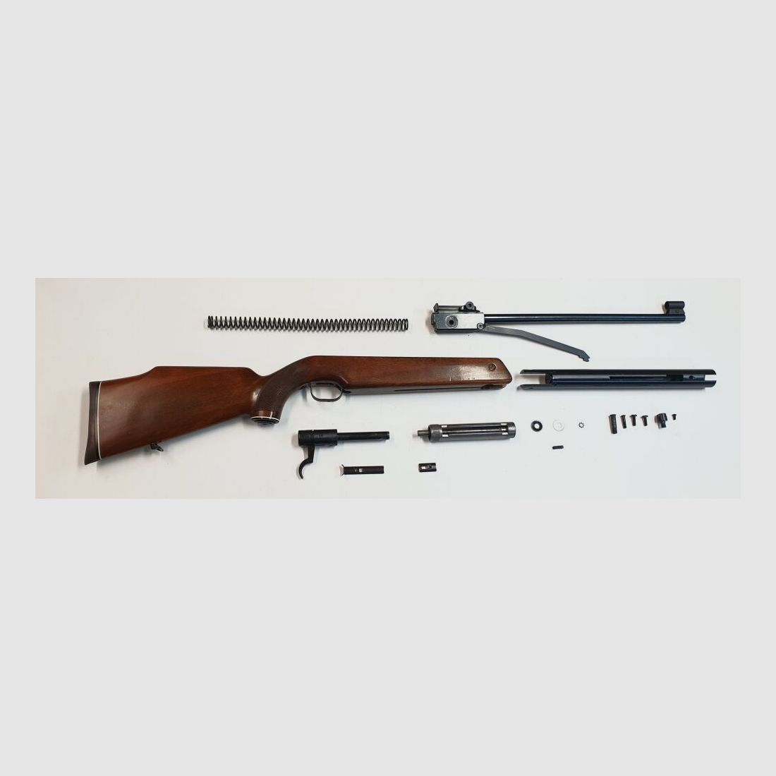 Feinwerkbau Freier Teilesatz für Feinwerkbau Luftgewehr Modell Sport 121 / 124 / 125 / 127 - 18 Teile, Bild 1 von 10