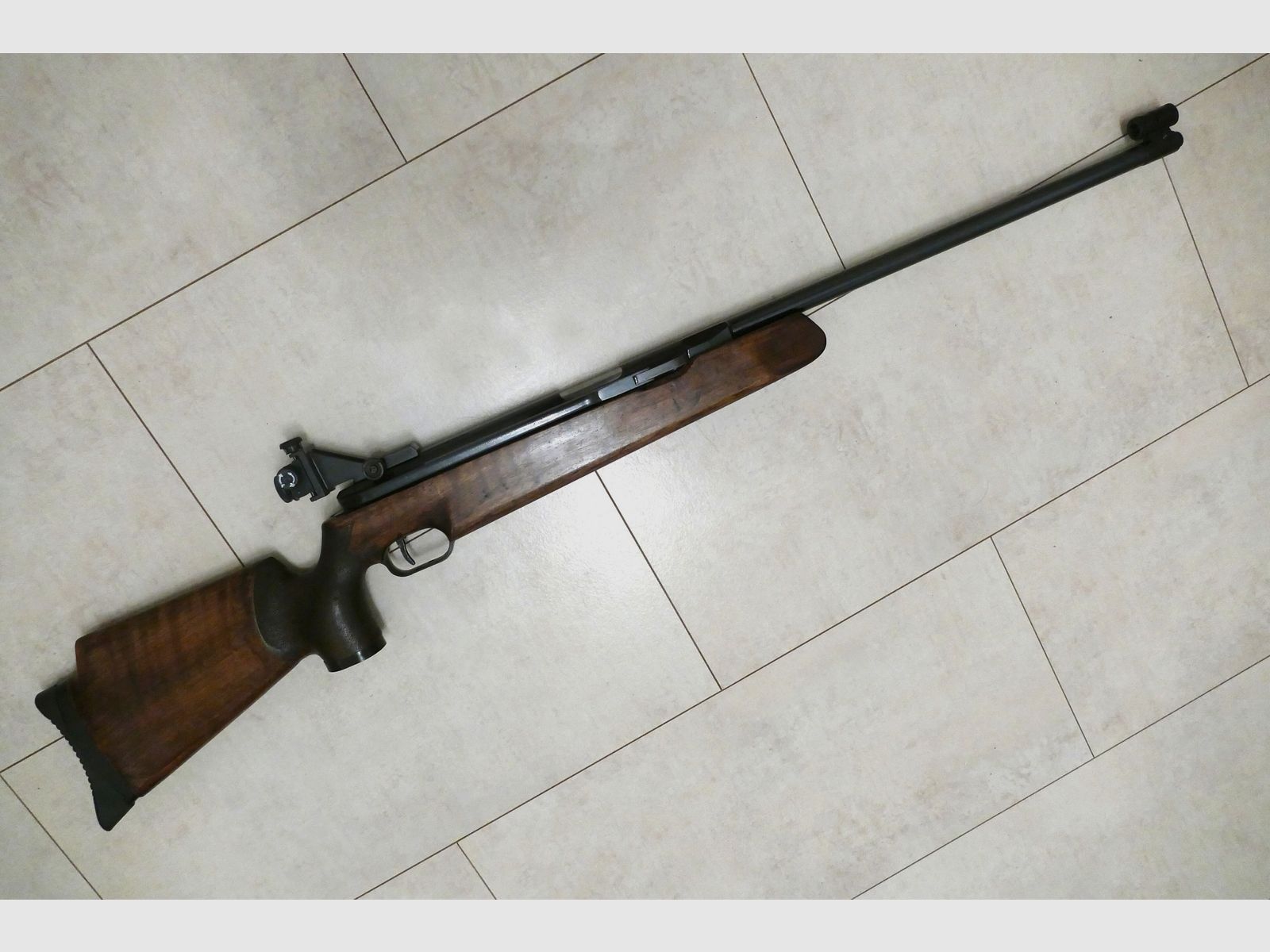 Moderne luchtgeweer Feinwerkbau 300