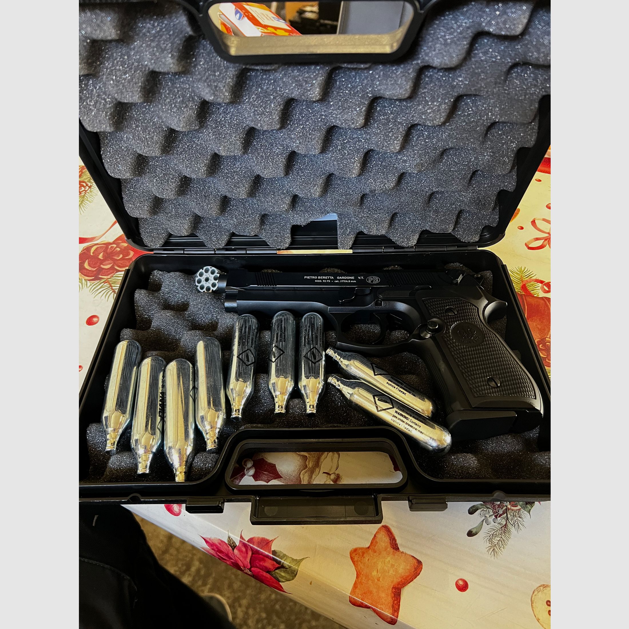 Beretta M 92 FS 4.5 mm Diabolo CO2 air pistol