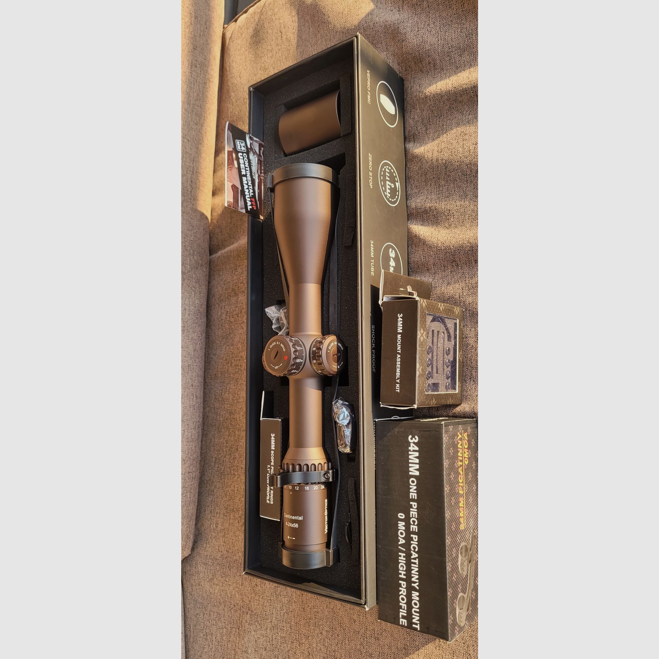 Vector Optics SCFF-39 Continental x6 4-24x56 FFP Mrad / FDE