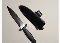 High-quality knife GERBER COMMAND 1 with leather clip sheath