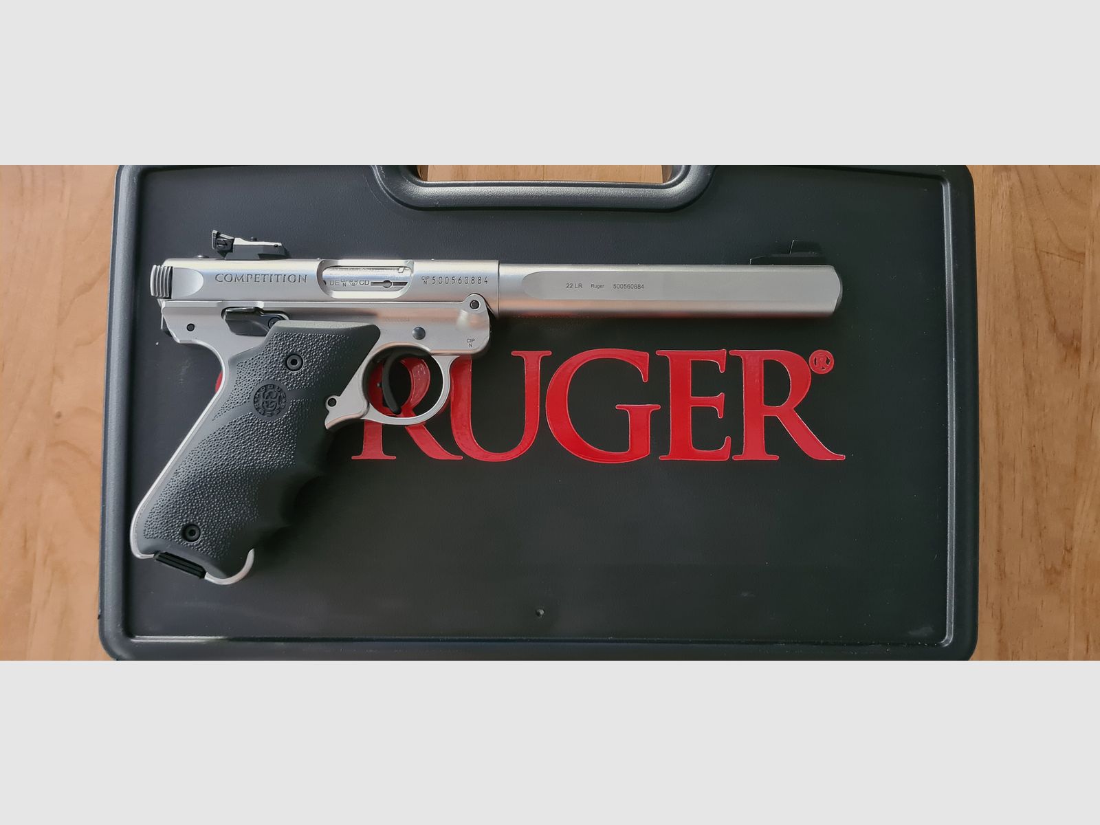 RUGER Mark IV Competition 6,88" con grilletto a corsa completa