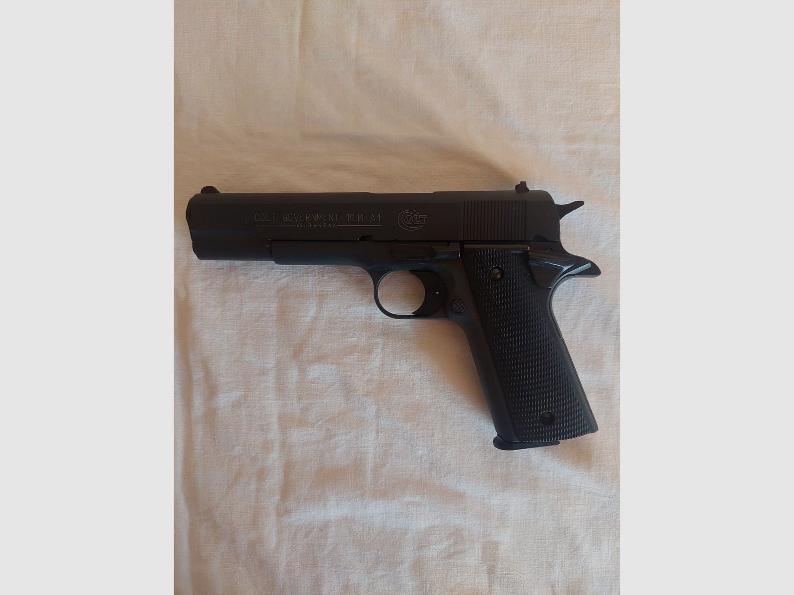 Colt Government 1911 geblauwde 9mm P.A.K Umarex VB