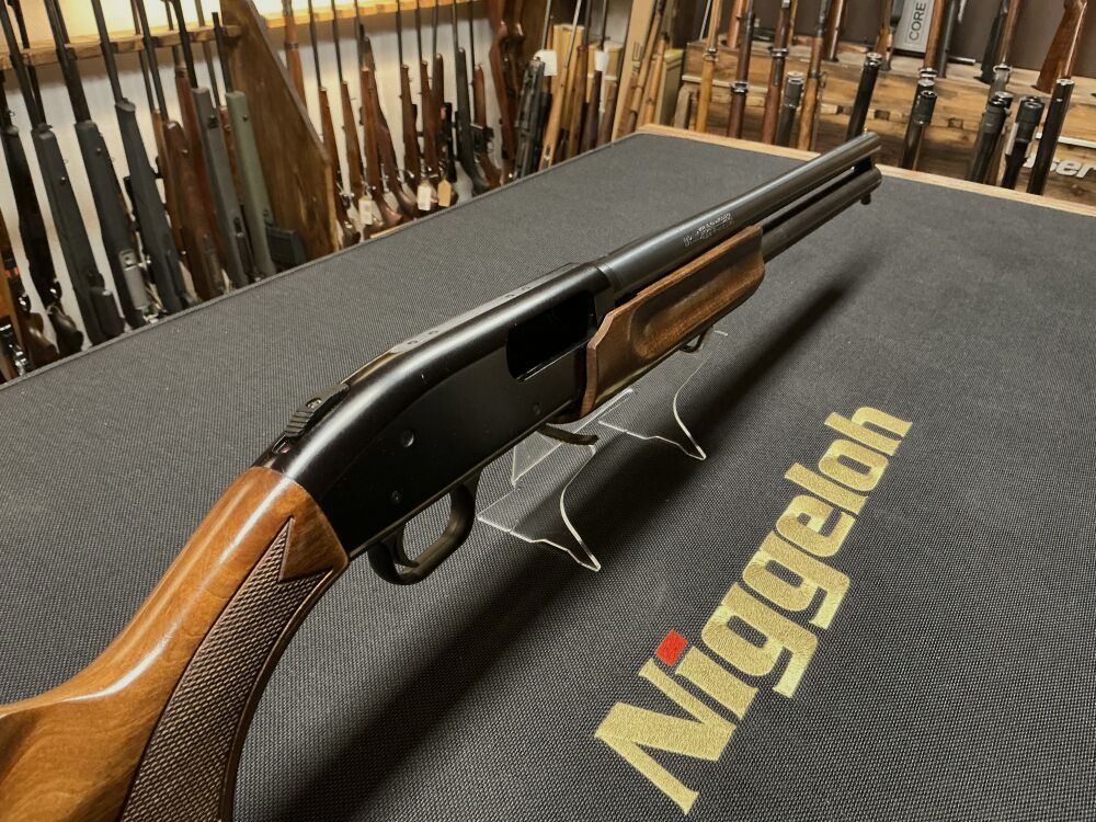 Mossberg zonder 12/76